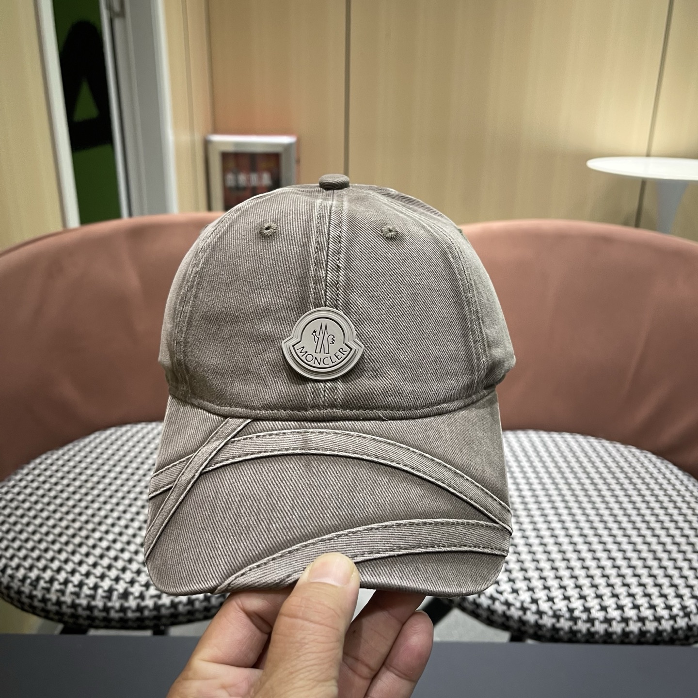 MONCLER蒙口新款洗水做旧棒球帽，男女同款，网红同款