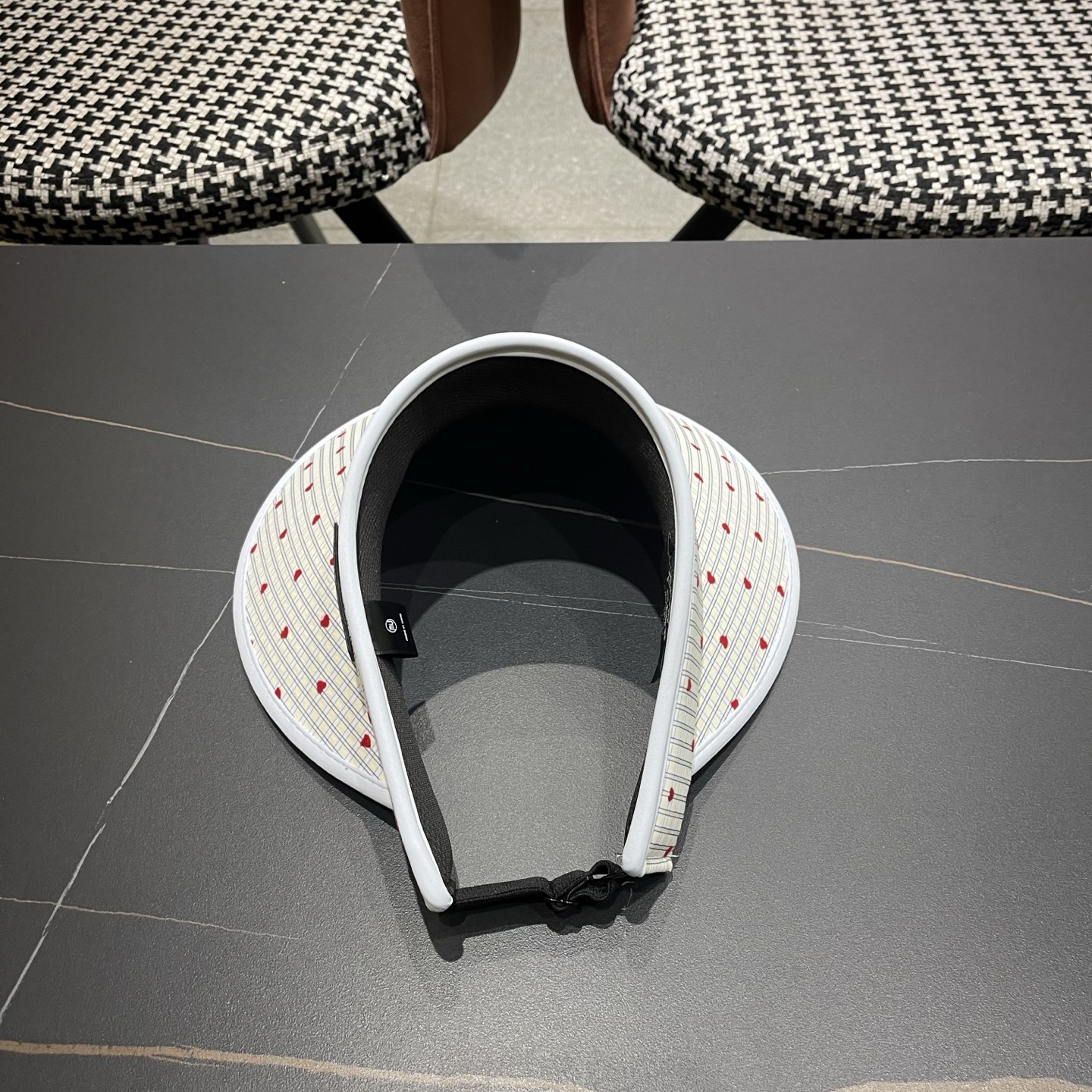 Fendi 芬迪 小清新粉色空顶帽女夏季新款大帽檐户外防紫外线遮阳防晒帽子