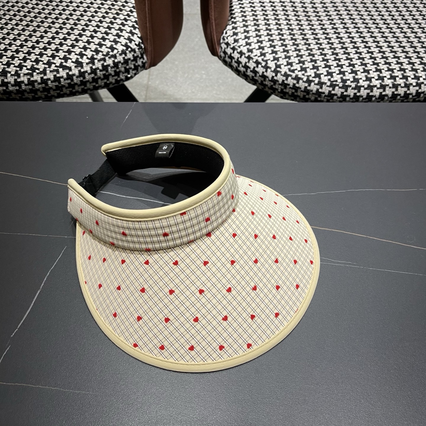 Fendi 芬迪 小清新粉色空顶帽女夏季新款大帽檐户外防紫外线遮阳防晒帽子
