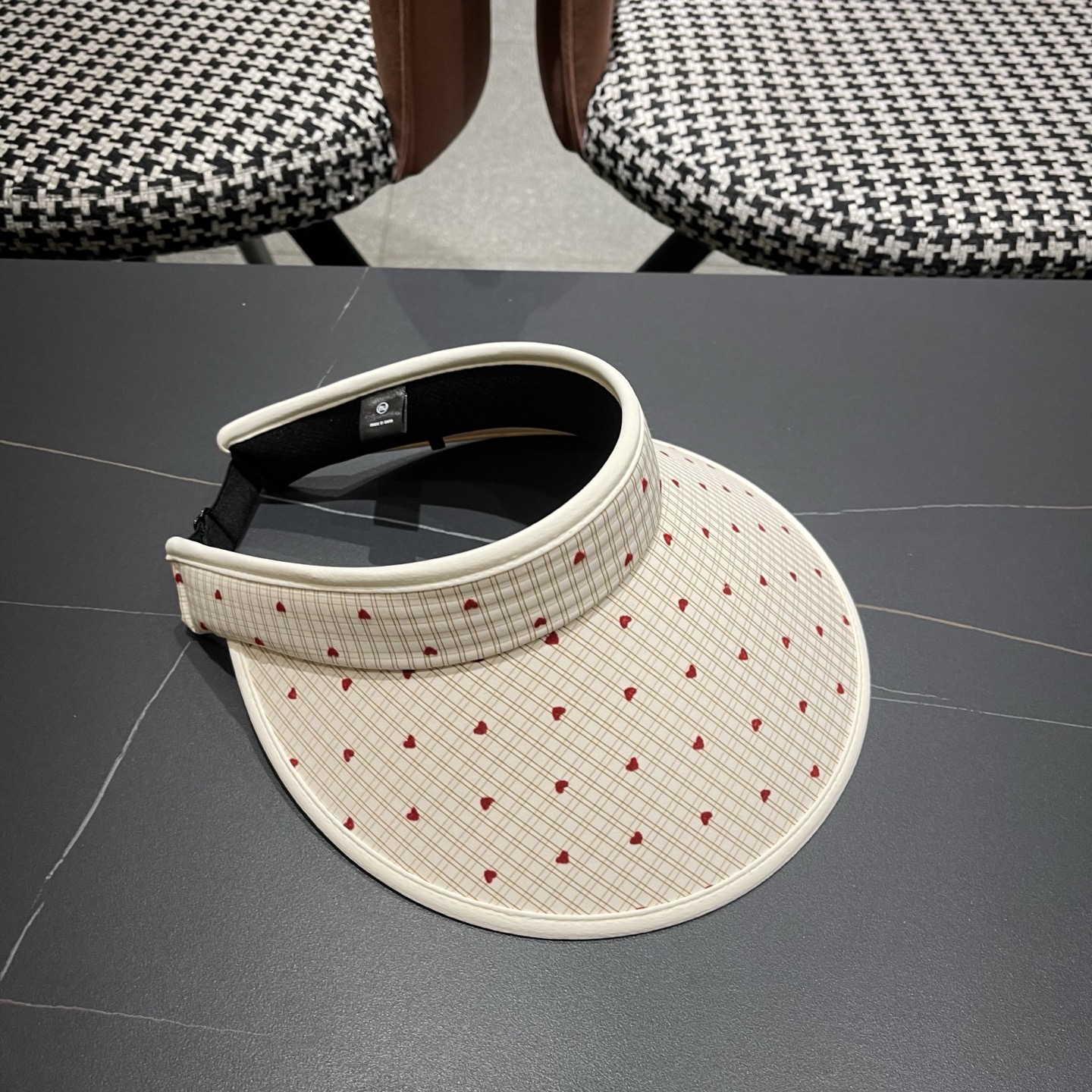 Fendi 芬迪 小清新粉色空顶帽女夏季新款大帽檐户外防紫外线遮阳防晒帽子