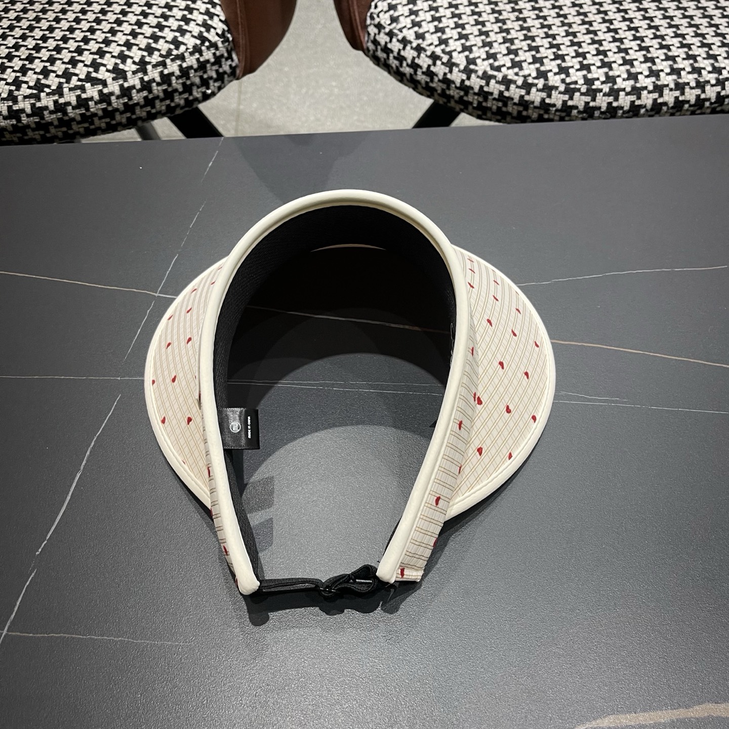 Fendi 芬迪 小清新粉色空顶帽女夏季新款大帽檐户外防紫外线遮阳防晒帽子