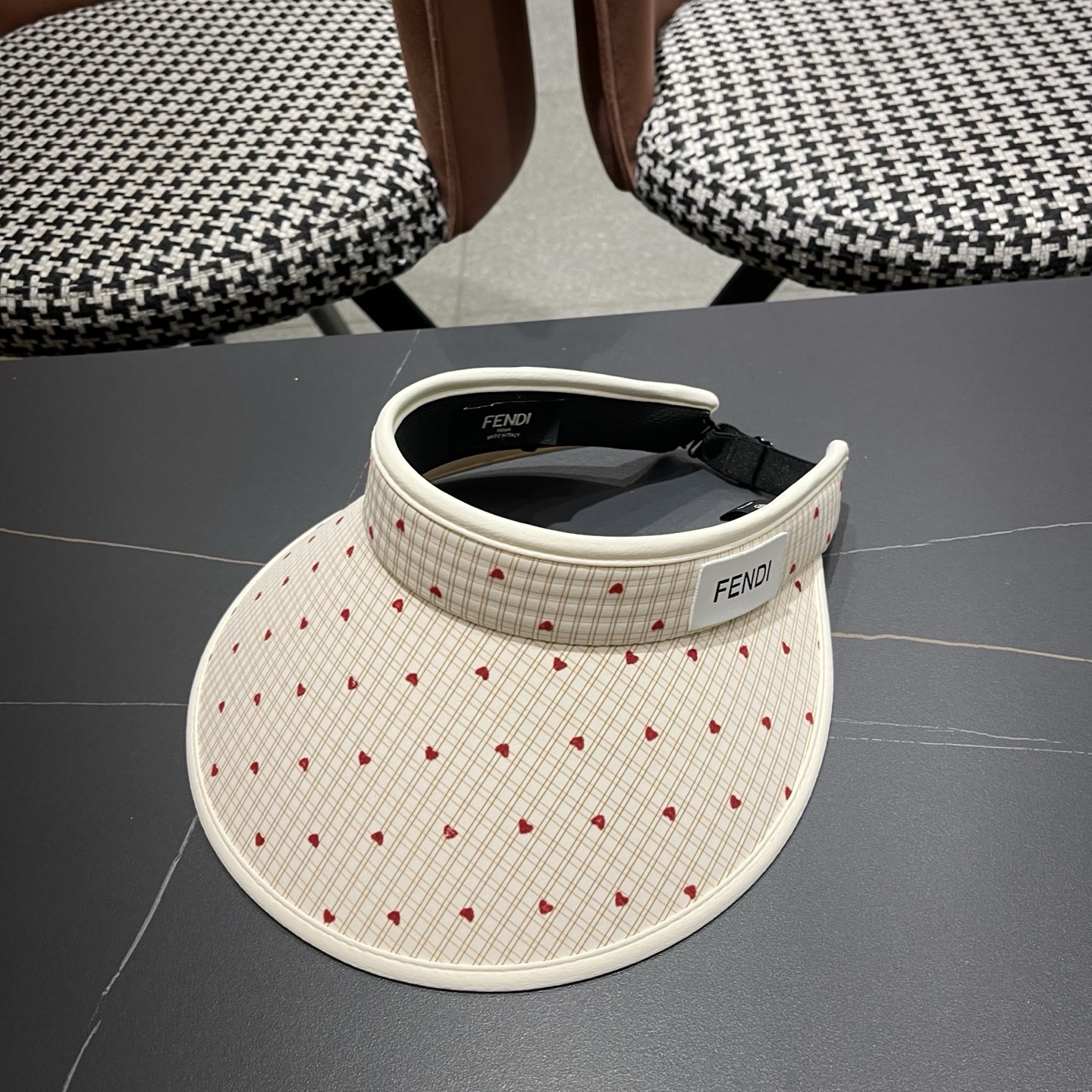 Fendi 芬迪 小清新粉色空顶帽女夏季新款大帽檐户外防紫外线遮阳防晒帽子
