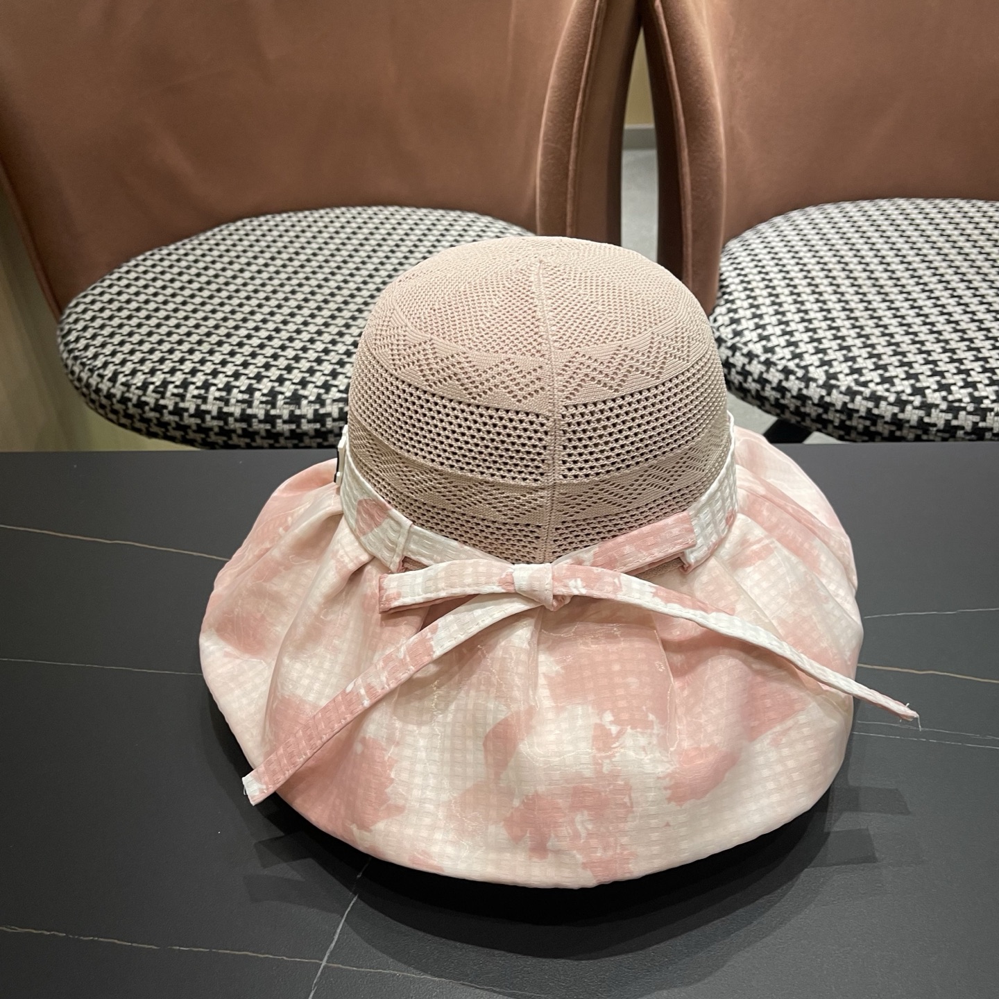 LV路易威登 新款蝴蝶结满顶防晒帽子女夏季透气大帽檐黑胶休闲镂空遮阳帽