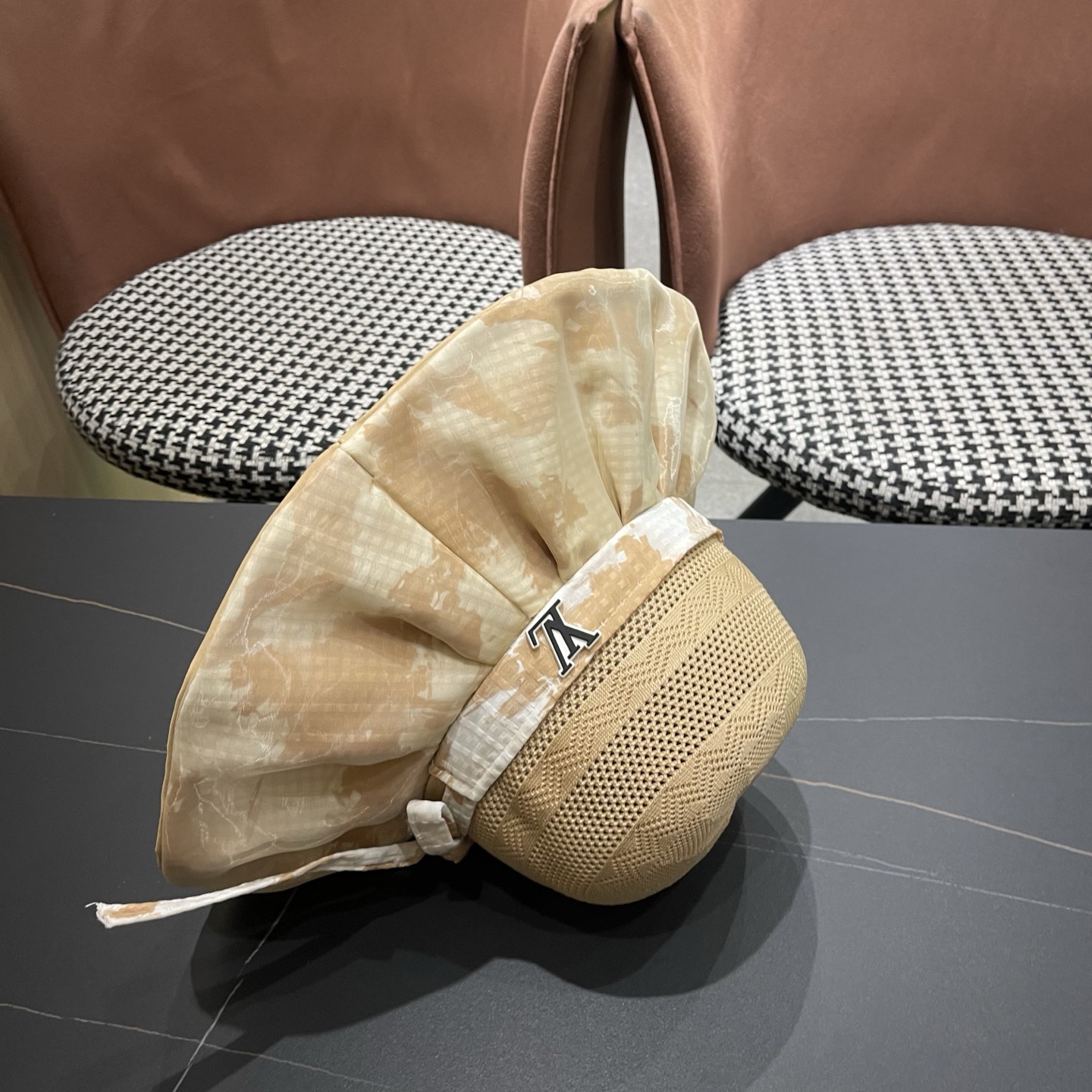 LV路易威登 新款蝴蝶结满顶防晒帽子女夏季透气大帽檐黑胶休闲镂空遮阳帽