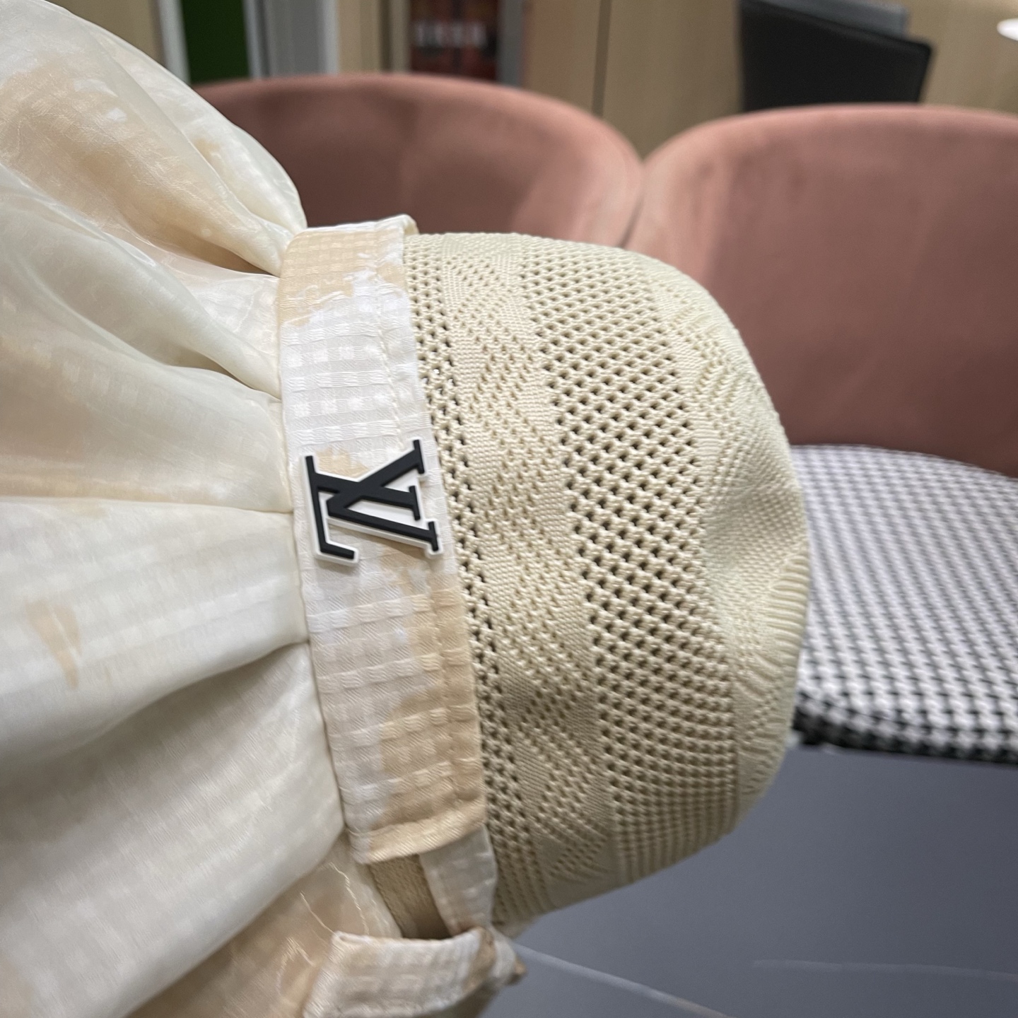 LV路易威登 新款蝴蝶结满顶防晒帽子女夏季透气大帽檐黑胶休闲镂空遮阳帽