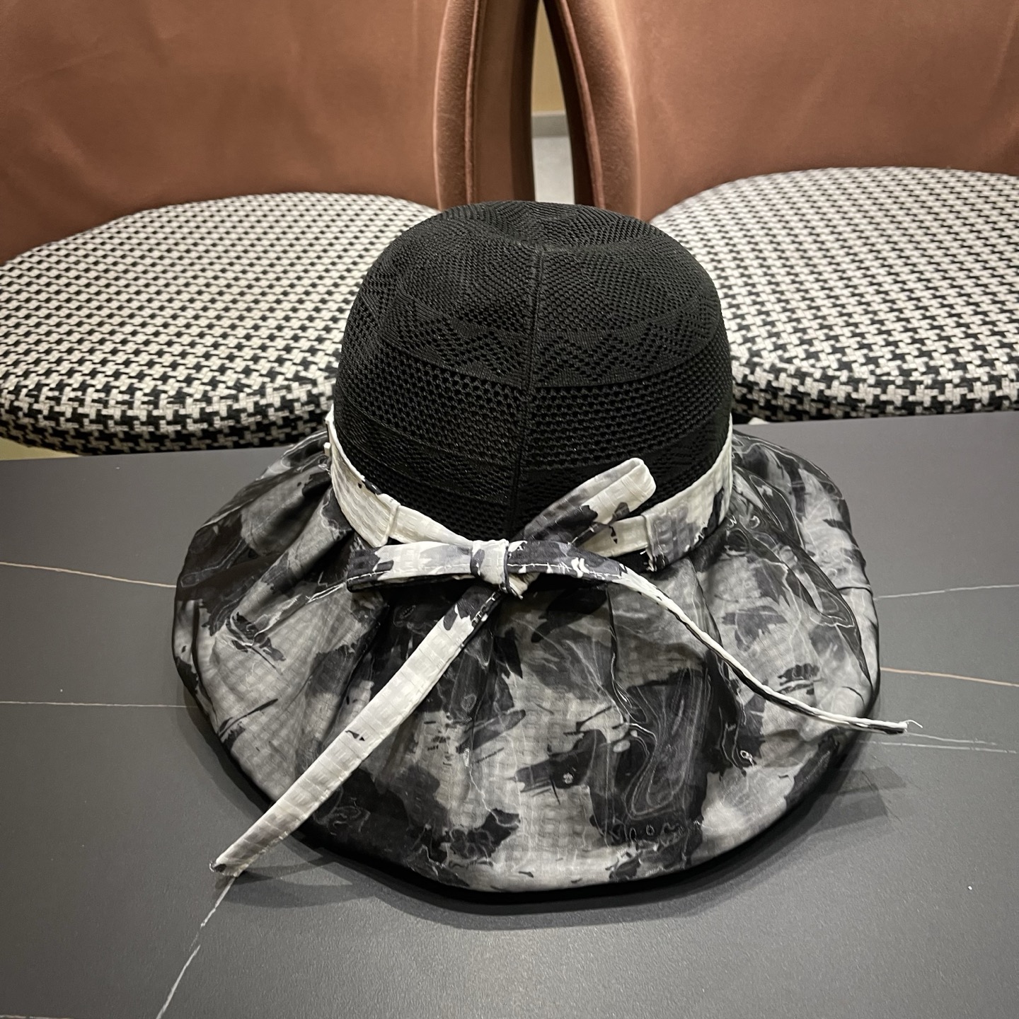 LV路易威登 新款蝴蝶结满顶防晒帽子女夏季透气大帽檐黑胶休闲镂空遮阳帽