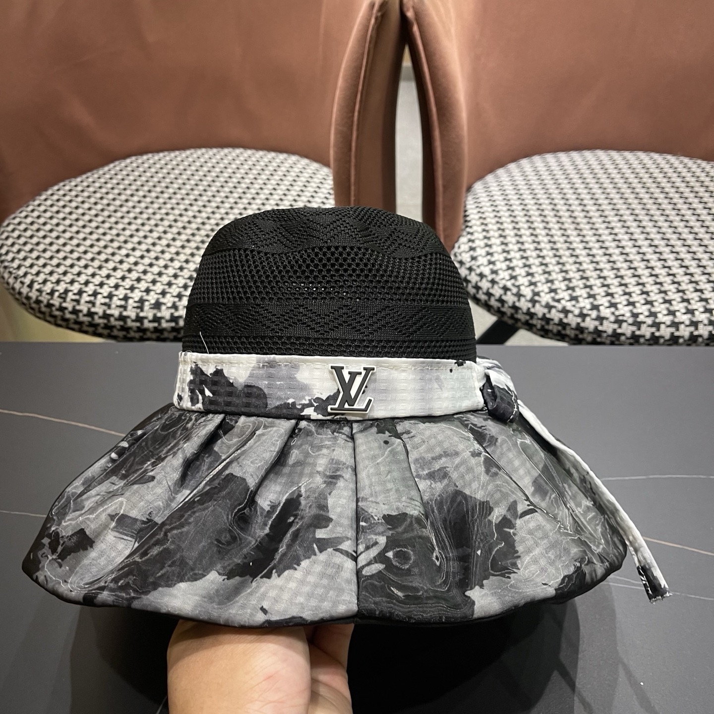 LV路易威登 新款蝴蝶结满顶防晒帽子女夏季透气大帽檐黑胶休闲镂空遮阳帽