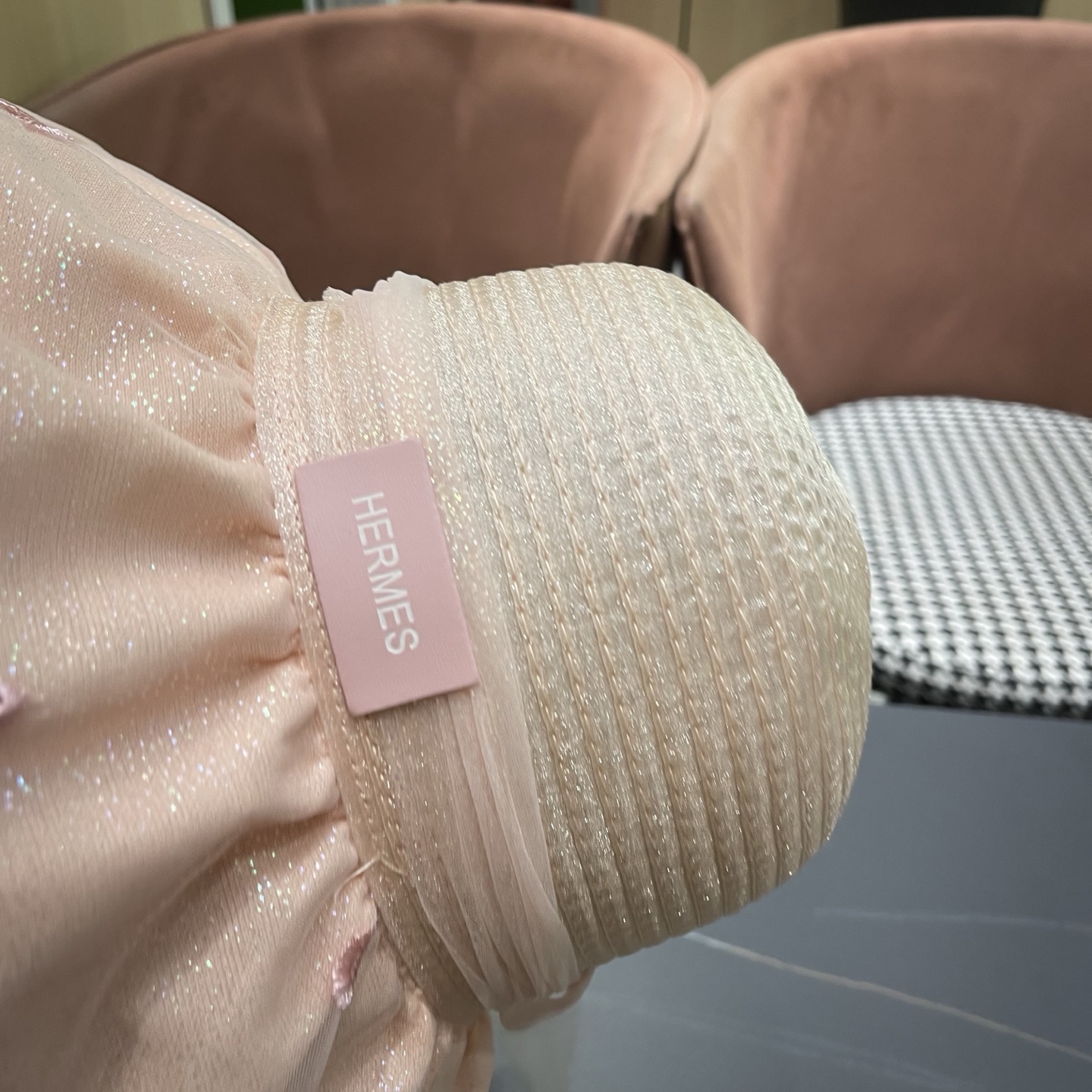 HERMES爱马仕大檐遮阳帽女夏季新款网纱气质彩胶渔夫帽女士防紫外线防晒帽