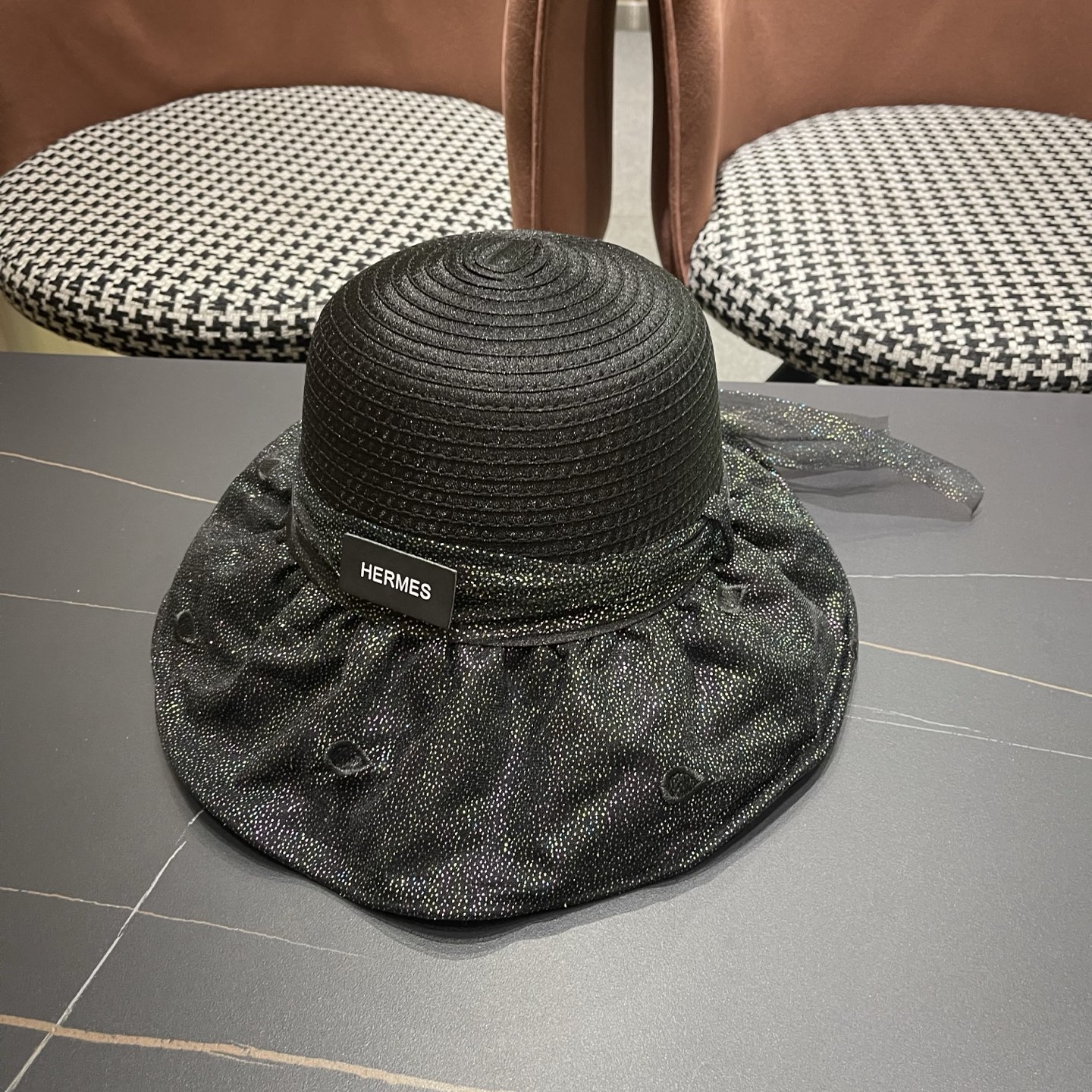 HERMES爱马仕大檐遮阳帽女夏季新款网纱气质彩胶渔夫帽女士防紫外线防晒帽
