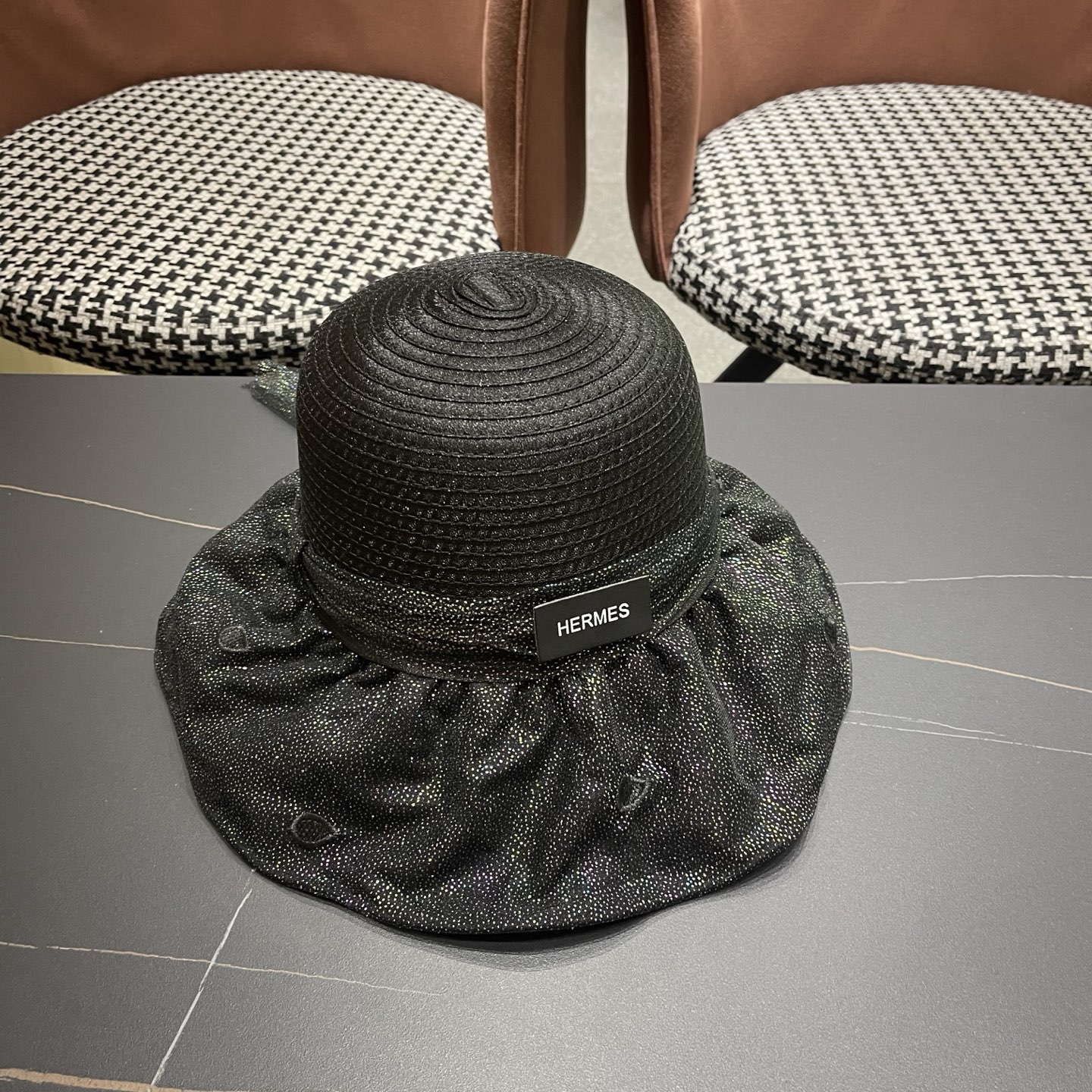 HERMES爱马仕大檐遮阳帽女夏季新款网纱气质彩胶渔夫帽女士防紫外线防晒帽