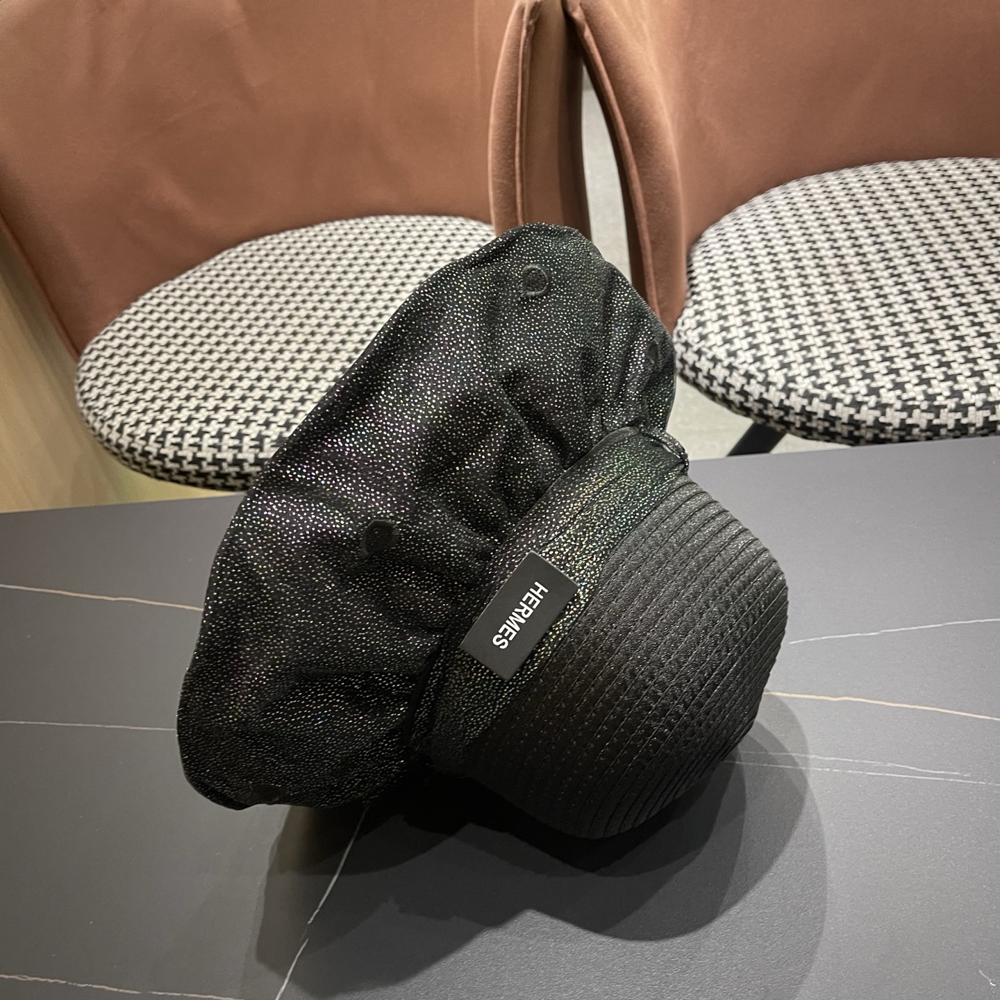 HERMES爱马仕大檐遮阳帽女夏季新款网纱气质彩胶渔夫帽女士防紫外线防晒帽