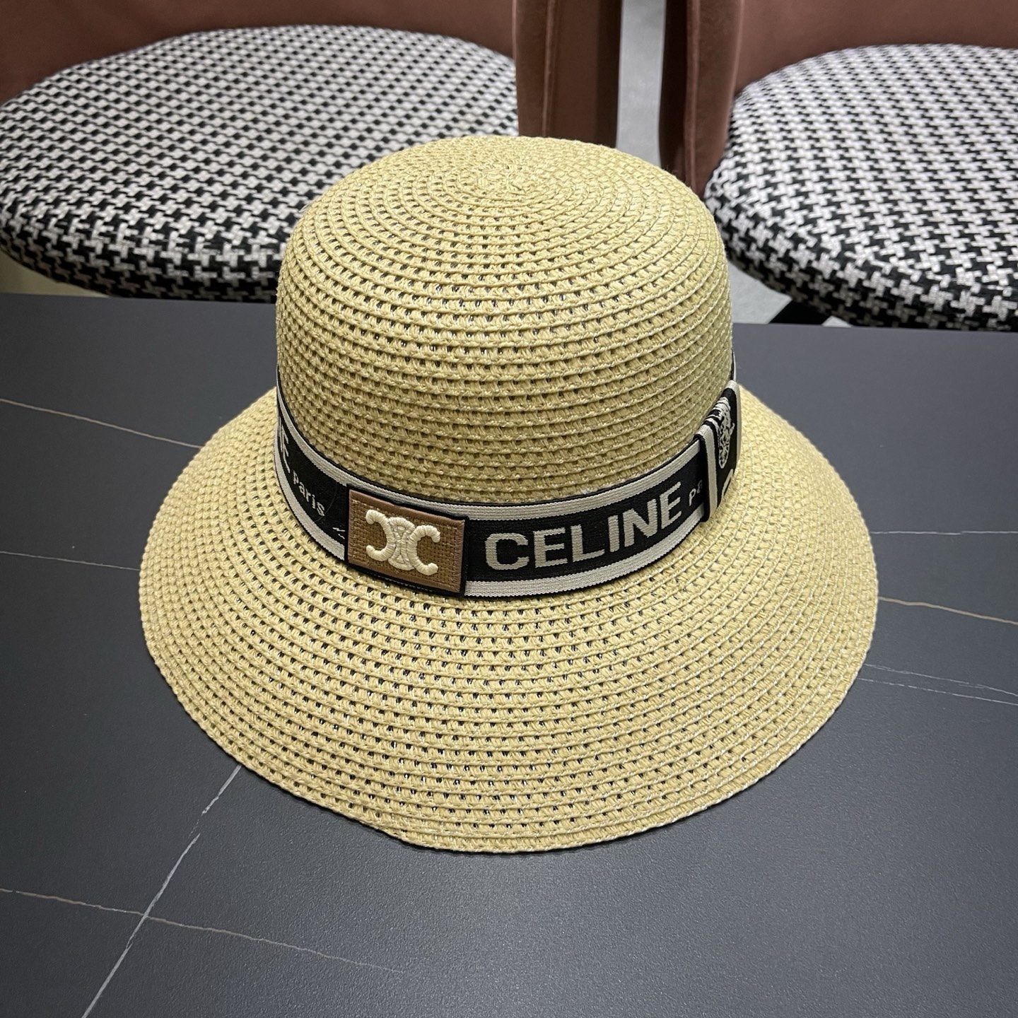 【CELINE赛琳】新款织带款镂空编织草帽，度假休闲必备，优雅大方的一款