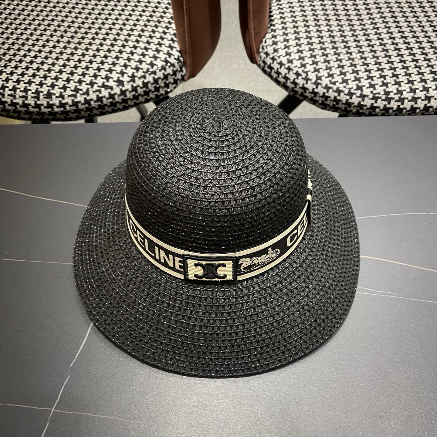 【CELINE赛琳】新款织带款镂空编织草帽，度假休闲必备，优雅大方的一款