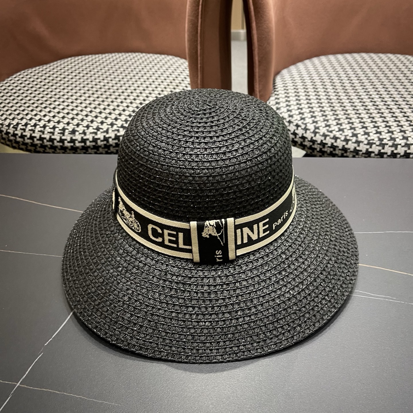 【CELINE赛琳】新款织带款镂空编织草帽，度假休闲必备，优雅大方的一款