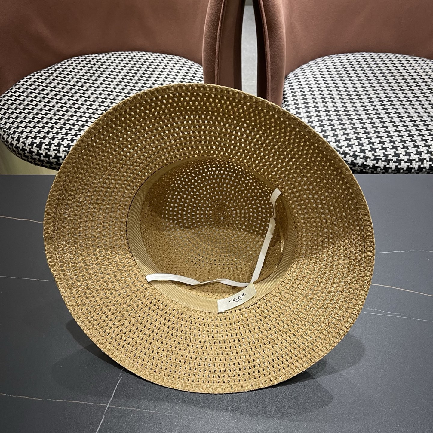 【CELINE赛琳】新款织带款镂空编织草帽，度假休闲必备，优雅大方的一款