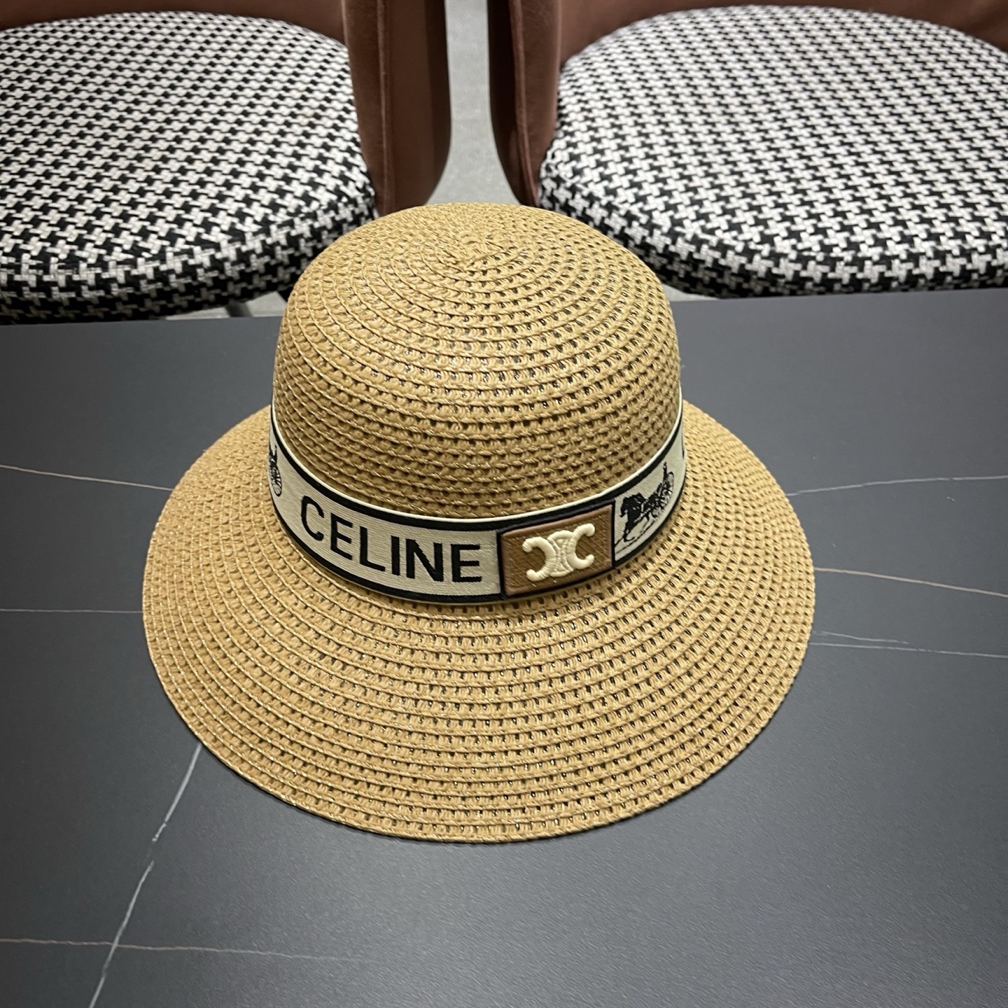 【CELINE赛琳】新款织带款镂空编织草帽，度假休闲必备，优雅大方的一款