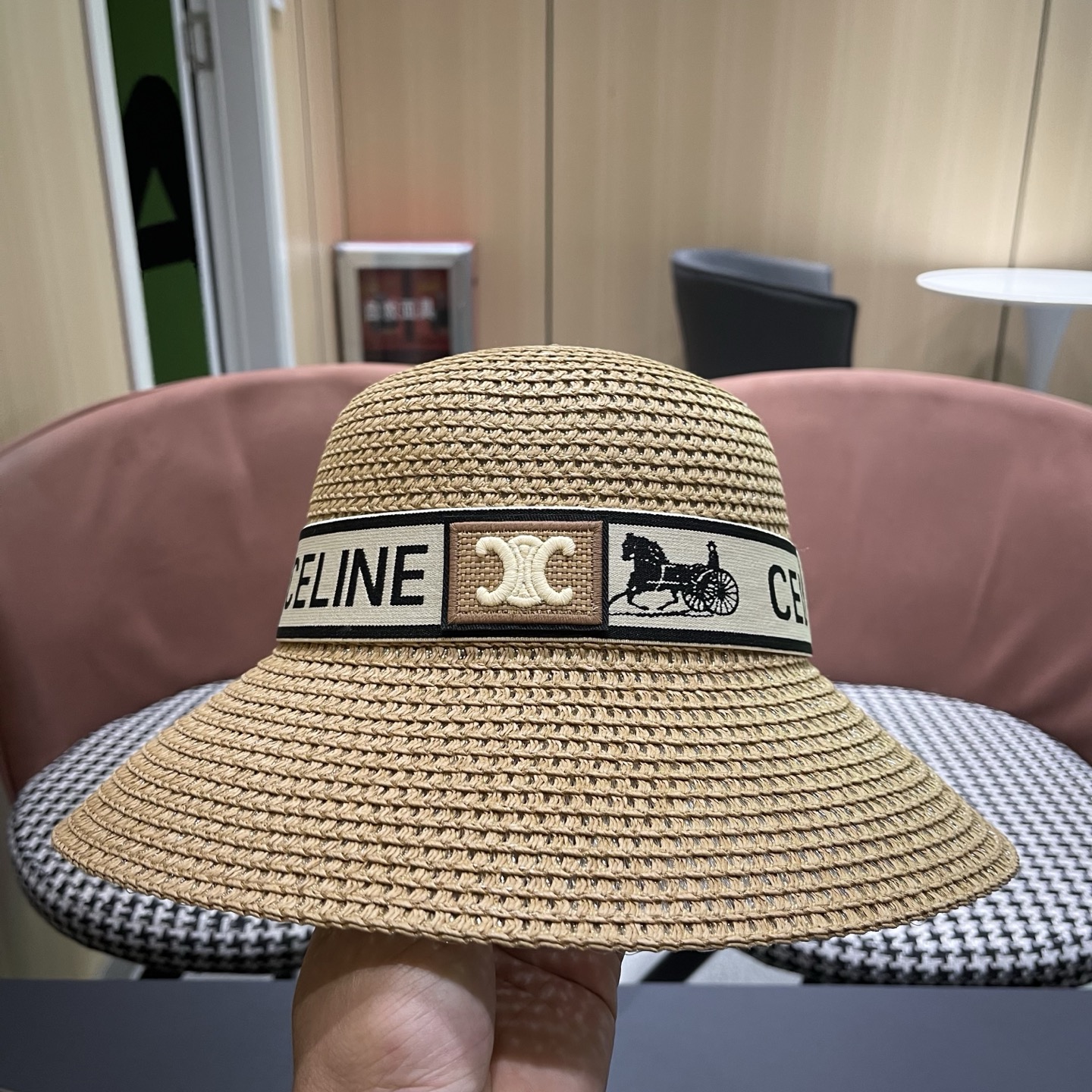 【CELINE赛琳】新款织带款镂空编织草帽，度假休闲必备，优雅大方的一款