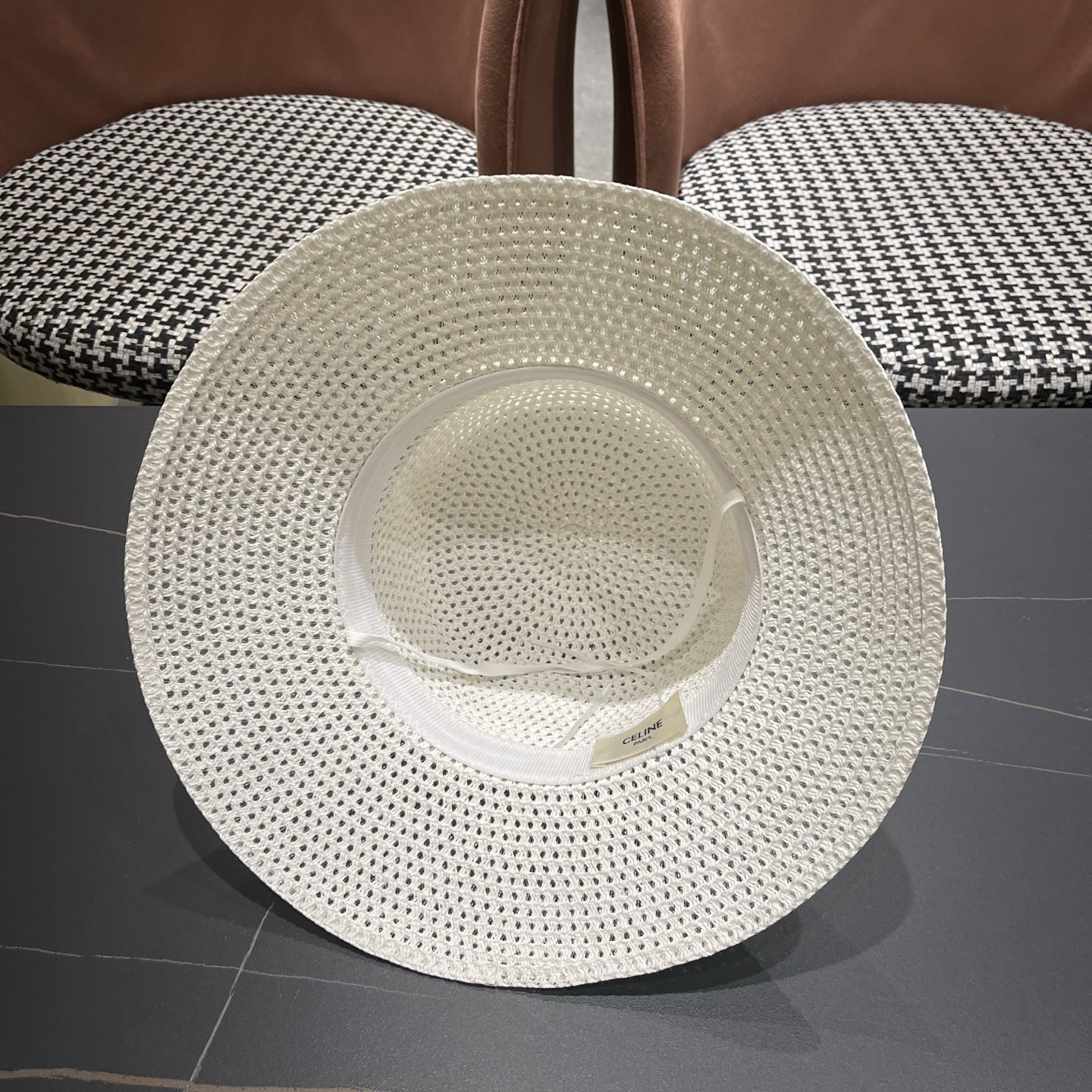 【CELINE赛琳】新款织带款镂空编织草帽，度假休闲必备，优雅大方的一款