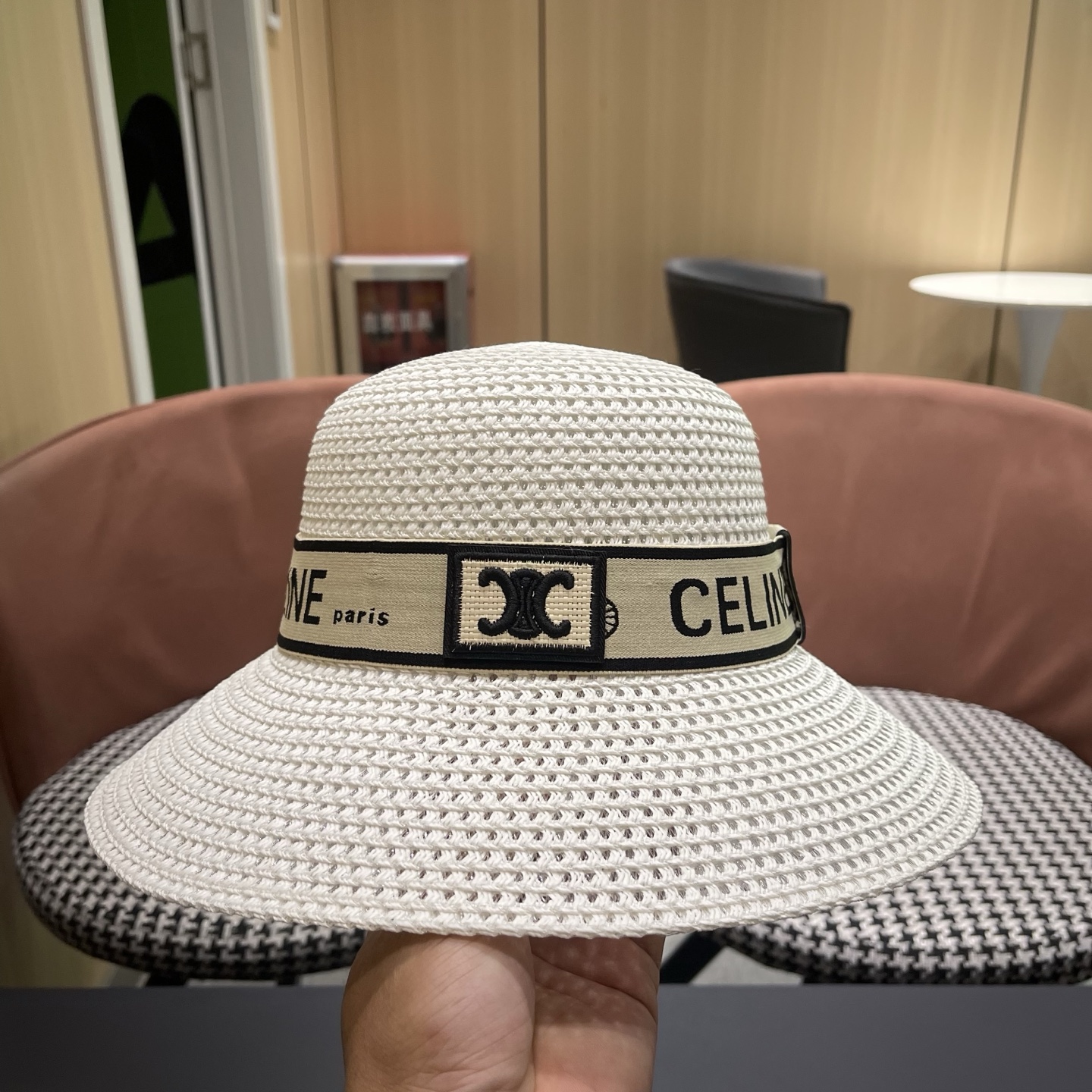 【CELINE赛琳】新款织带款镂空编织草帽，度假休闲必备，优雅大方的一款