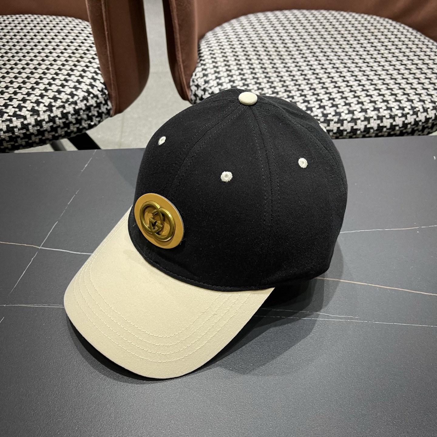 【GUCCI 古奇】做工精细透气舒适❤️日韩时尚潮流❤️❤️❤️棒球帽原单品质火爆来袭🎩工艺精美。。。高