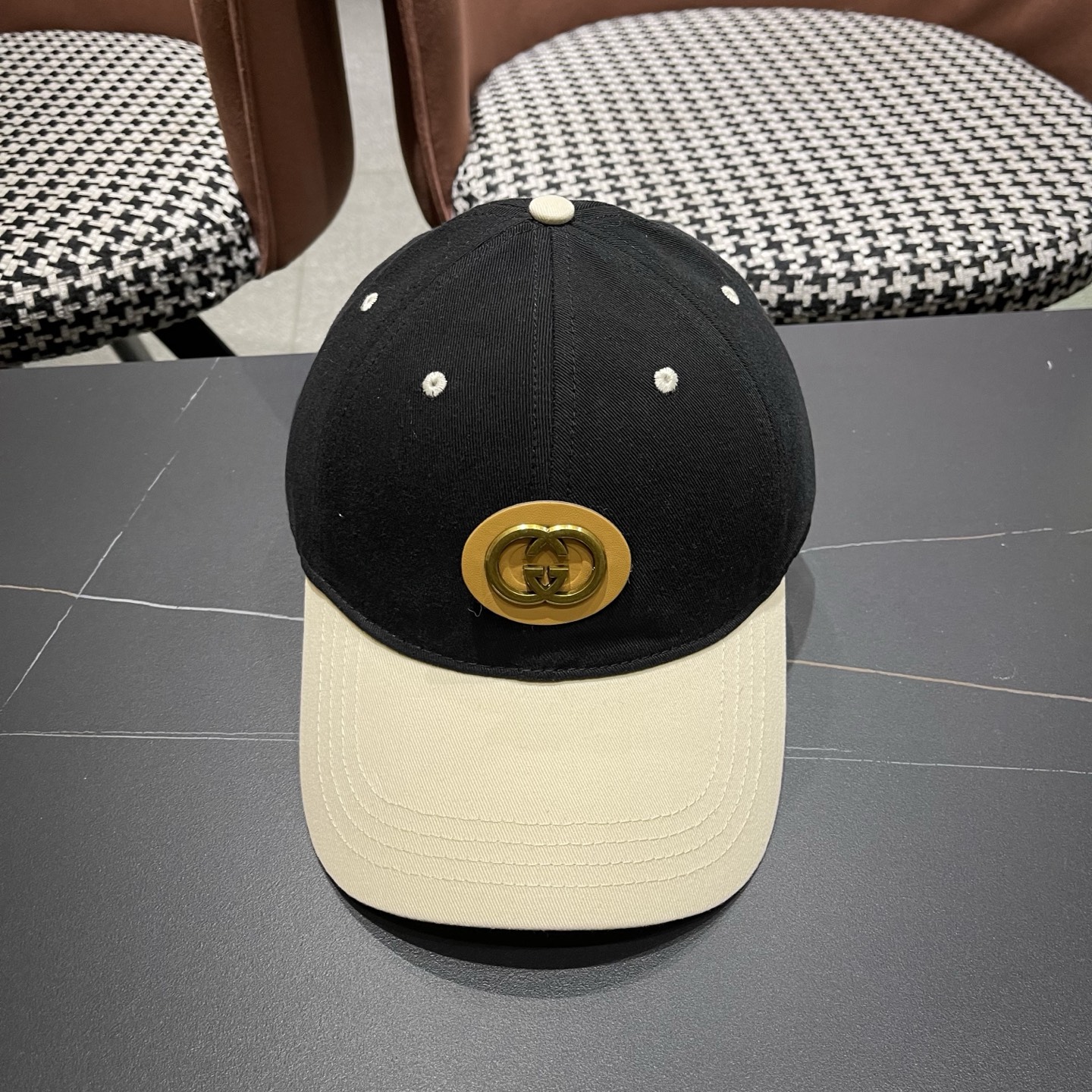 【GUCCI 古奇】做工精细透气舒适❤️日韩时尚潮流❤️❤️❤️棒球帽原单品质火爆来袭🎩工艺精美。。。高