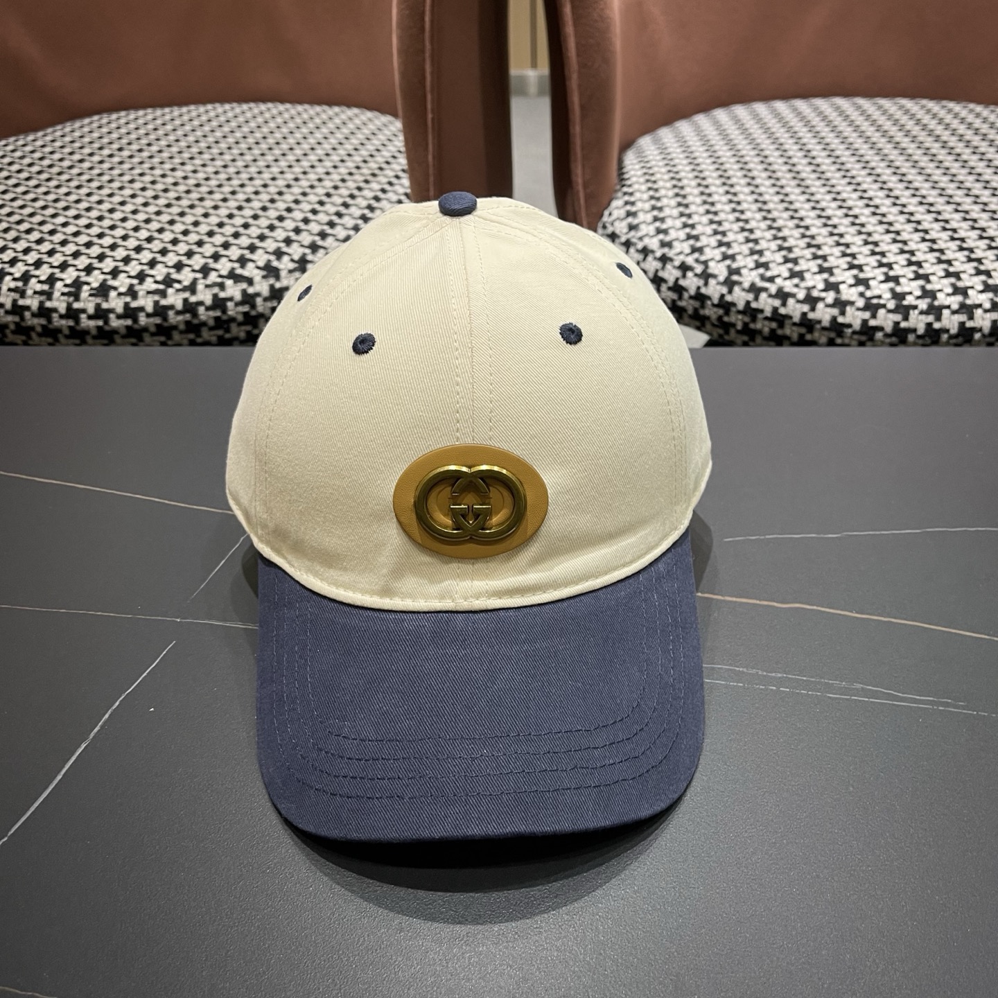 【GUCCI 古奇】做工精细透气舒适❤️日韩时尚潮流❤️❤️❤️棒球帽原单品质火爆来袭🎩工艺精美。。。高