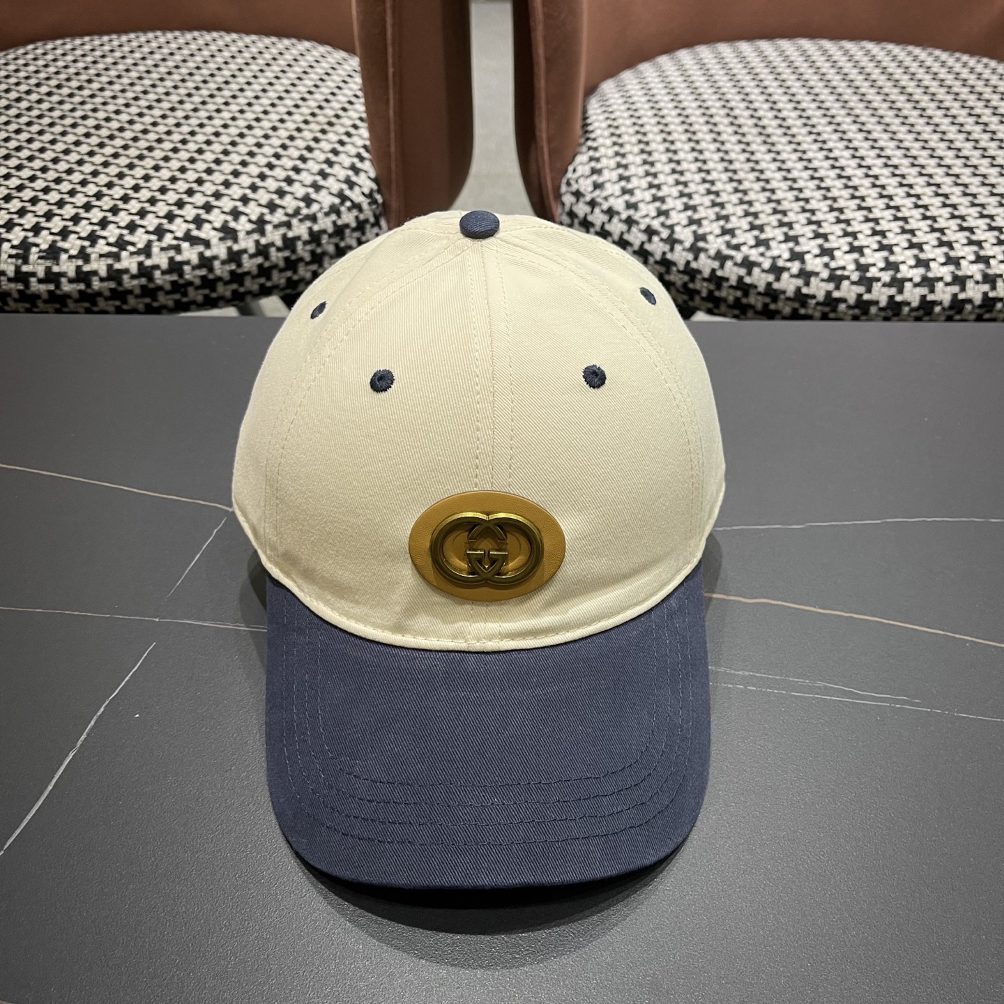 【GUCCI 古奇】做工精细透气舒适❤️日韩时尚潮流❤️❤️❤️棒球帽原单品质火爆来袭🎩工艺精美。。。高