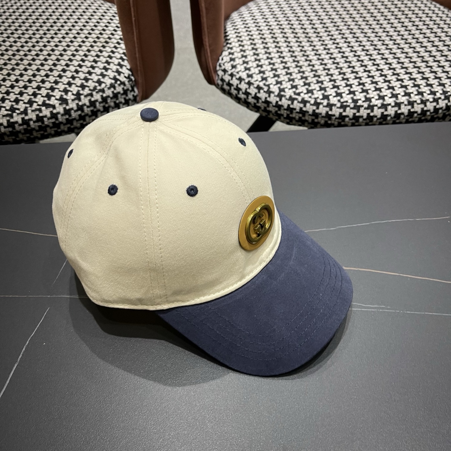 【GUCCI 古奇】做工精细透气舒适❤️日韩时尚潮流❤️❤️❤️棒球帽原单品质火爆来袭🎩工艺精美。。。高