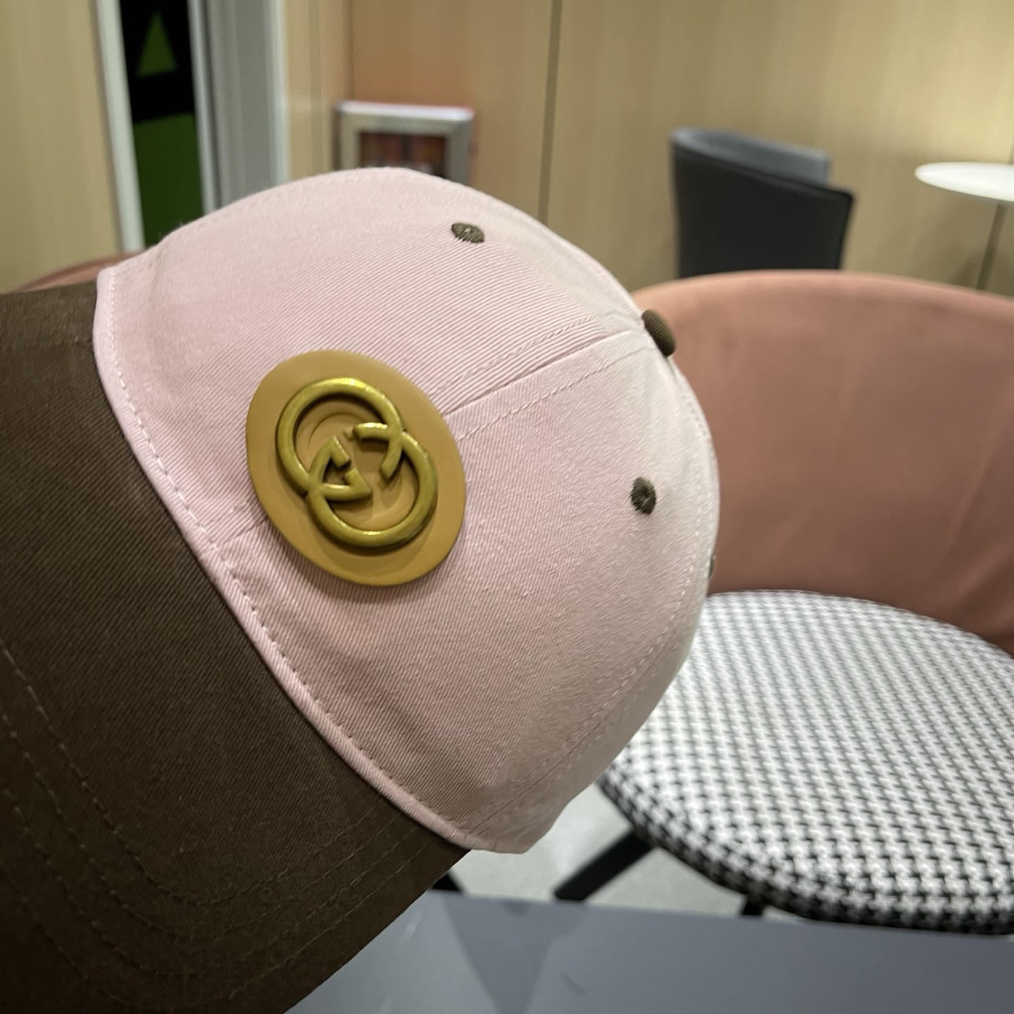 【GUCCI 古奇】做工精细透气舒适❤️日韩时尚潮流❤️❤️❤️棒球帽原单品质火爆来袭🎩工艺精美。。。高