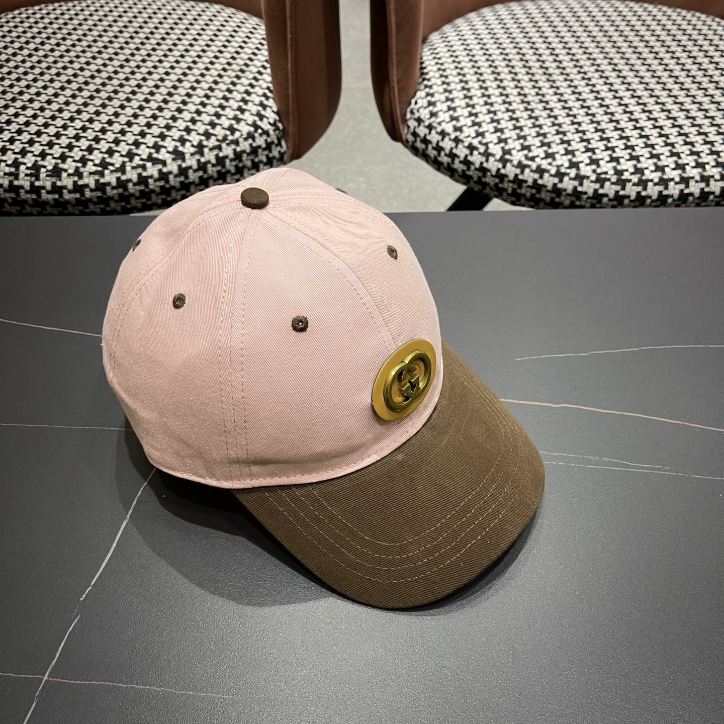 【GUCCI 古奇】做工精细透气舒适❤️日韩时尚潮流❤️❤️❤️棒球帽原单品质火爆来袭🎩工艺精美。。。高