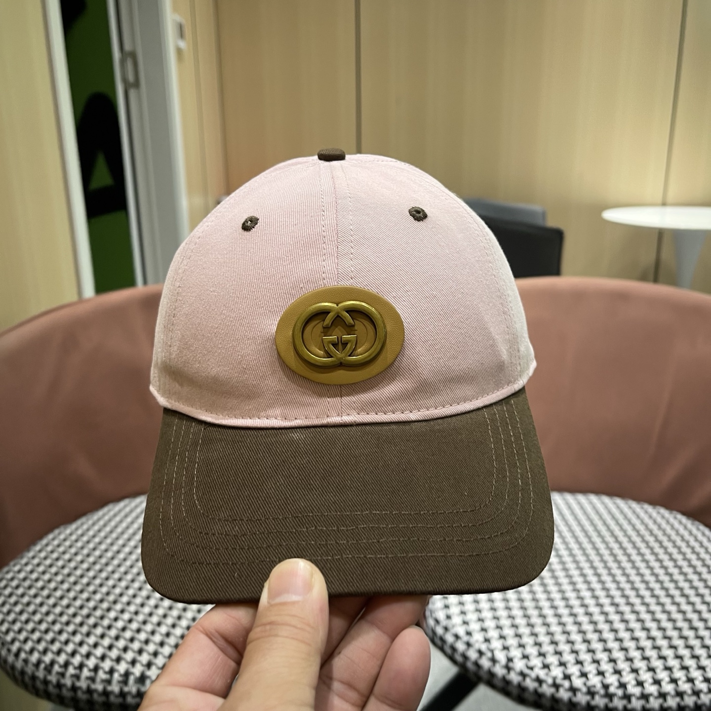 【GUCCI 古奇】做工精细透气舒适❤️日韩时尚潮流❤️❤️❤️棒球帽原单品质火爆来袭🎩工艺精美。。。高