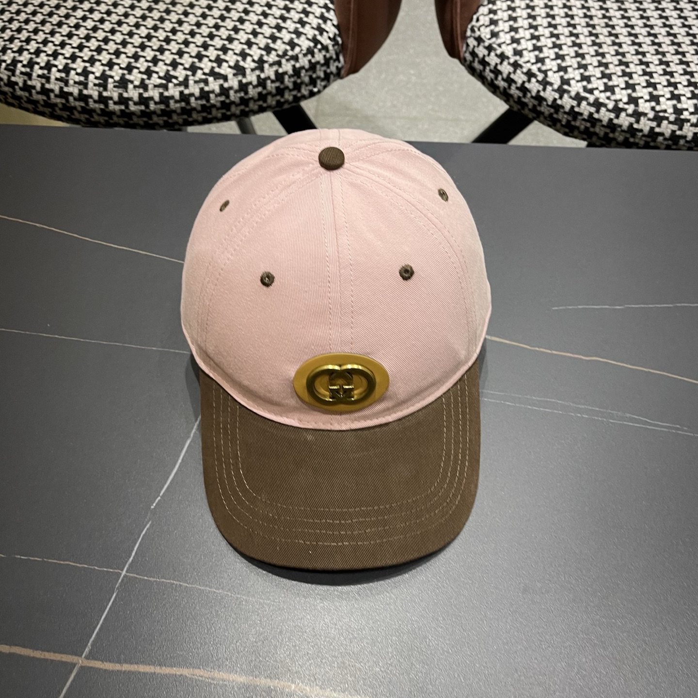 【GUCCI 古奇】做工精细透气舒适❤️日韩时尚潮流❤️❤️❤️棒球帽原单品质火爆来袭🎩工艺精美。。。高