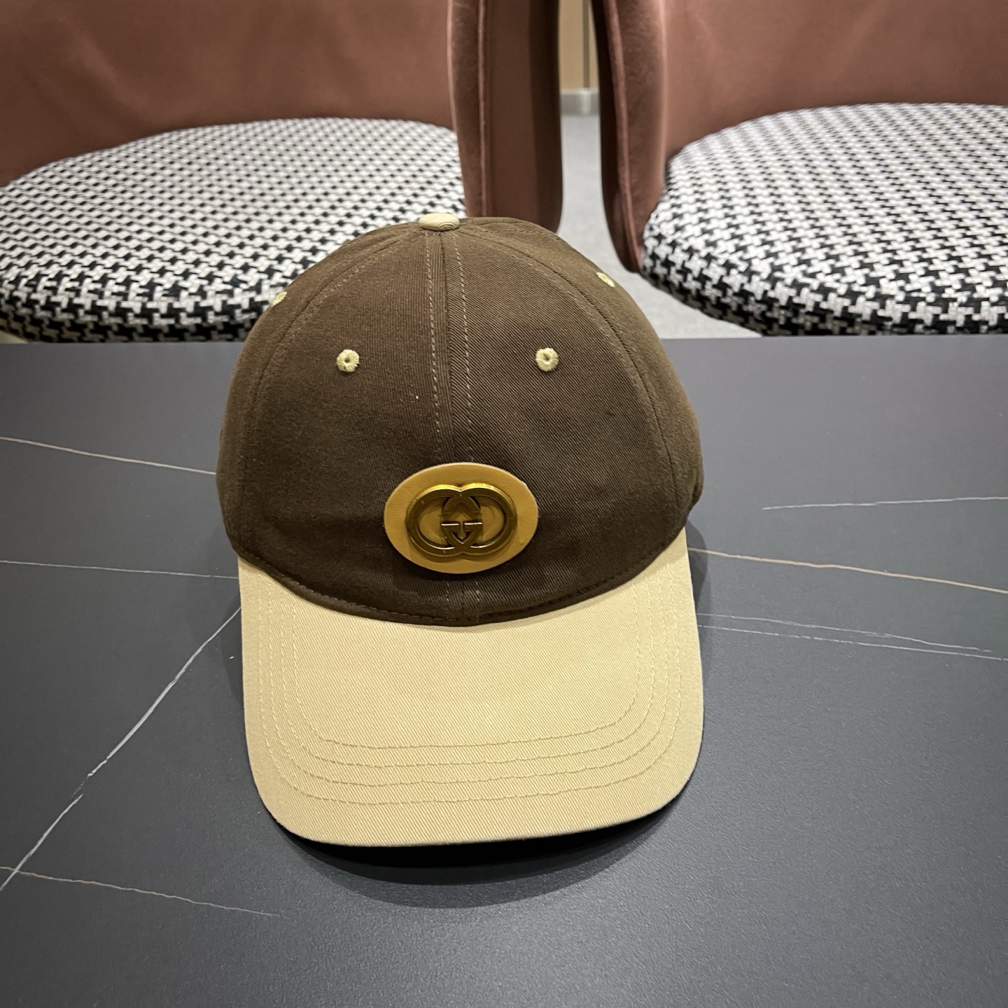 【GUCCI 古奇】做工精细透气舒适❤️日韩时尚潮流❤️❤️❤️棒球帽原单品质火爆来袭🎩工艺精美。。。高