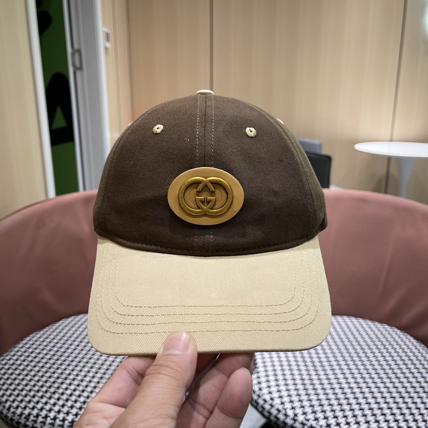 【GUCCI 古奇】做工精细透气舒适❤️日韩时尚潮流❤️❤️❤️棒球帽原单品质火爆来袭🎩工艺精美。。。高