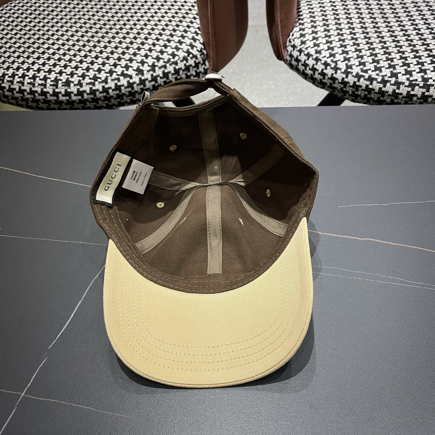 【GUCCI 古奇】做工精细透气舒适❤️日韩时尚潮流❤️❤️❤️棒球帽原单品质火爆来袭🎩工艺精美。。。高