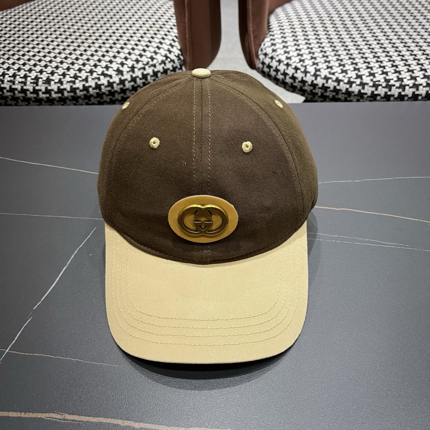 NO:755677,[GUCCI] Fine workmanship, breathable, comfortable, Japanese and Korean fashionable baseball caps, original quality, hot arrival, exquisite workmanship, high-end atmosphere!  Easy to carry!  Hats, straw hats, bucket hats, baseball caps, hats, gucci, espadrilles, hats19860909【GUCCI 古奇】做工精细透气舒适日韩时尚潮流棒球帽原单品质火爆来袭工艺精美高档大气！方便携带！ 帽子草帽渔夫帽棒球帽,帽子,gucci,espadrilles,hats,hat