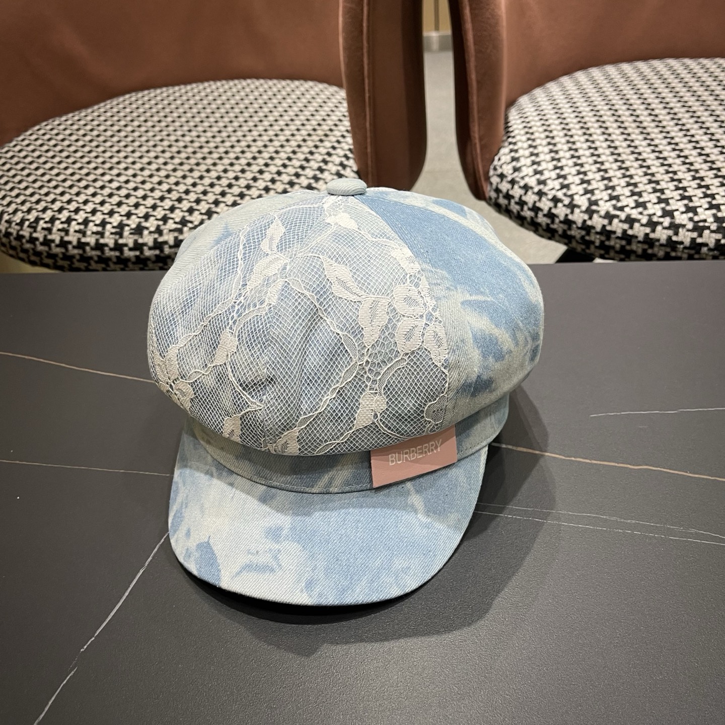 NO:755679,BURBERRY Burberry hat women's spring new lace bucket hat fashionable face temperament octagonal hat straw hat bucket hat baseball cap, hat, burberry, burberry, espadrilles, hats19860909BURBERRY巴宝莉帽子女春季新品蕾丝渔夫帽时尚显脸气质八角帽 帽子草帽渔夫帽棒球帽,帽子,burberry,burberry,espadrilles,hats,hat