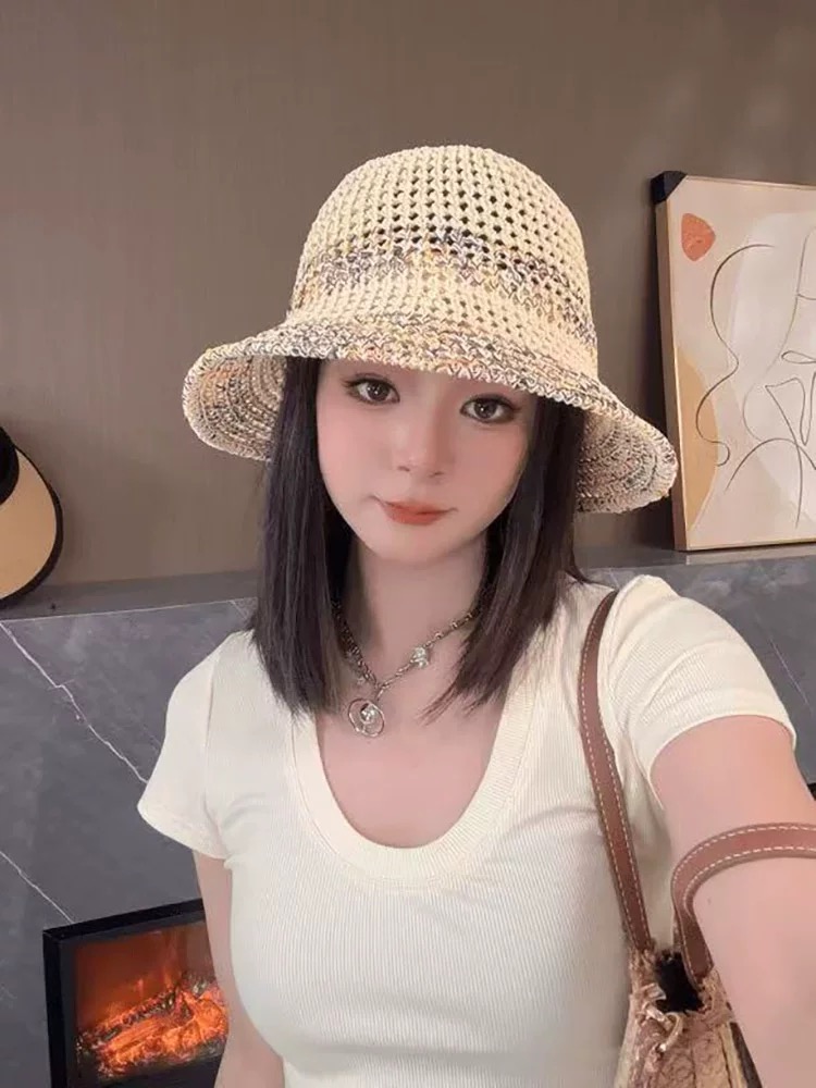 MONCLER（蒙口） 夏季针织镂空防晒遮阳渔夫帽女薄款透气彩色度假风编织草帽盆帽子