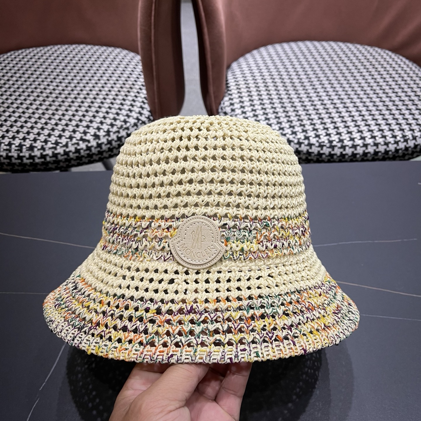 MONCLER（蒙口） 夏季针织镂空防晒遮阳渔夫帽女薄款透气彩色度假风编织草帽盆帽子