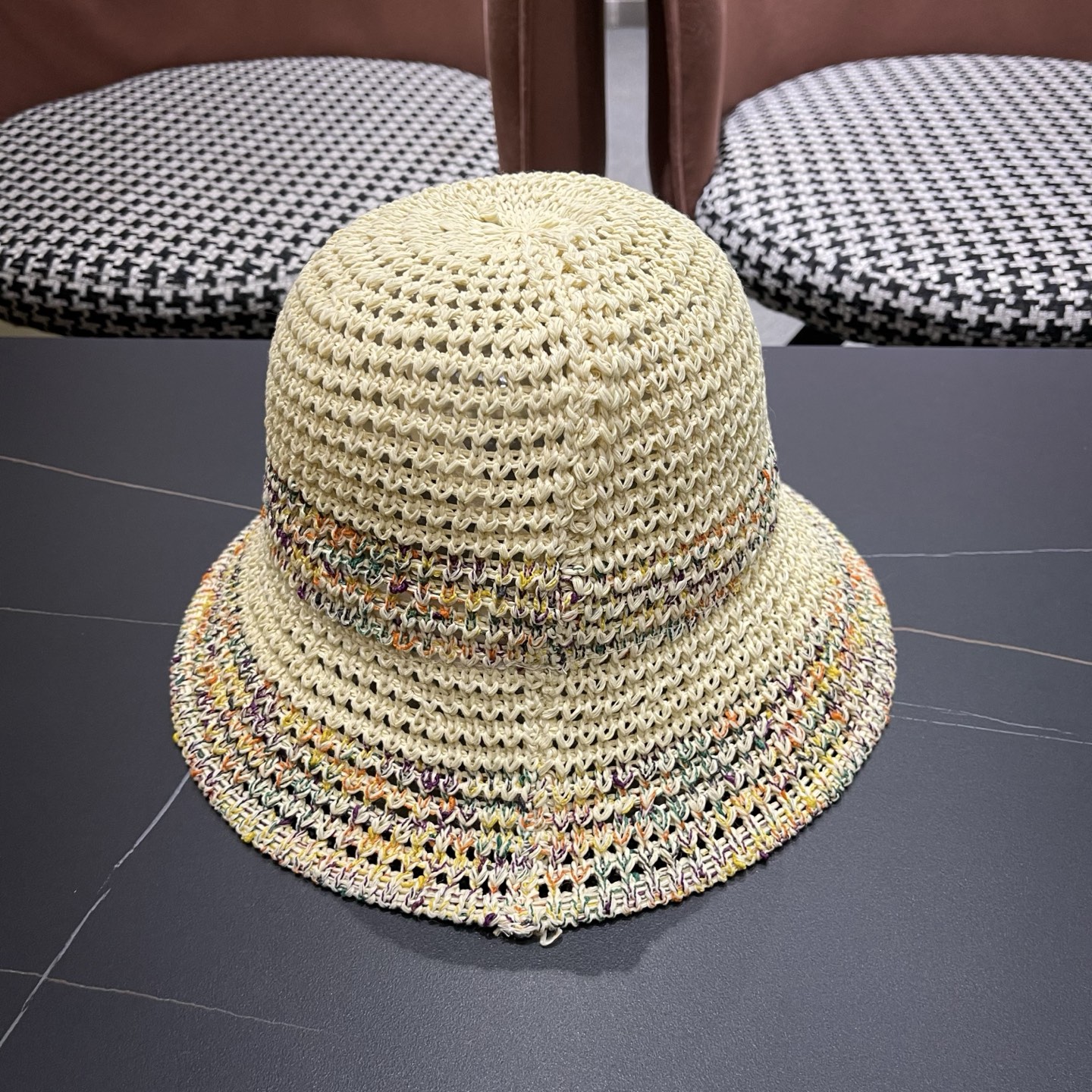 MONCLER（蒙口） 夏季针织镂空防晒遮阳渔夫帽女薄款透气彩色度假风编织草帽盆帽子