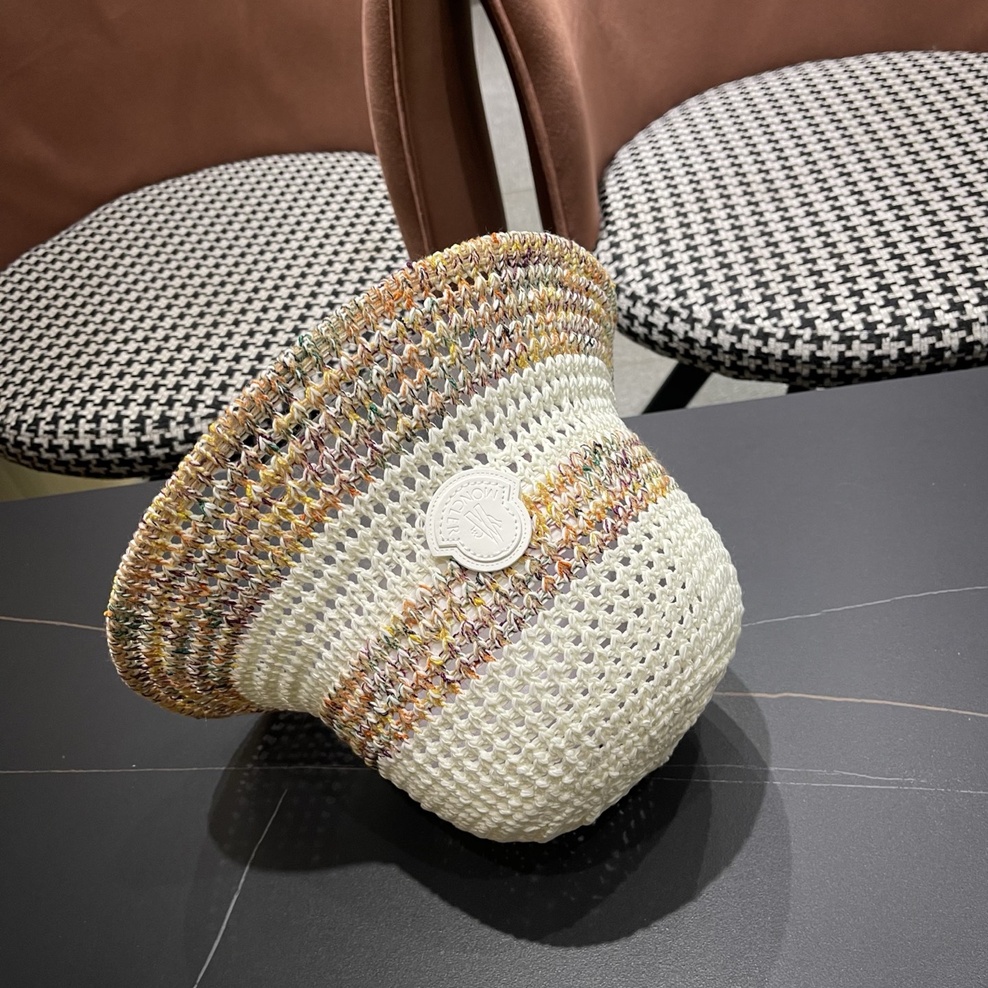 MONCLER（蒙口） 夏季针织镂空防晒遮阳渔夫帽女薄款透气彩色度假风编织草帽盆帽子
