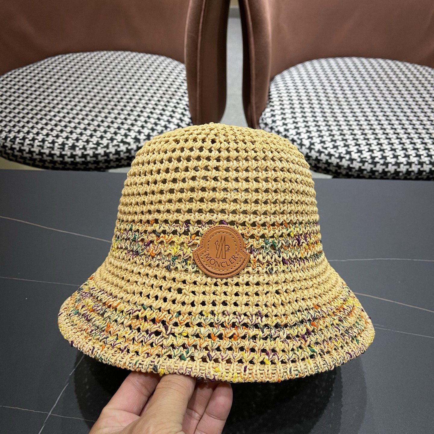 MONCLER（蒙口） 夏季针织镂空防晒遮阳渔夫帽女薄款透气彩色度假风编织草帽盆帽子