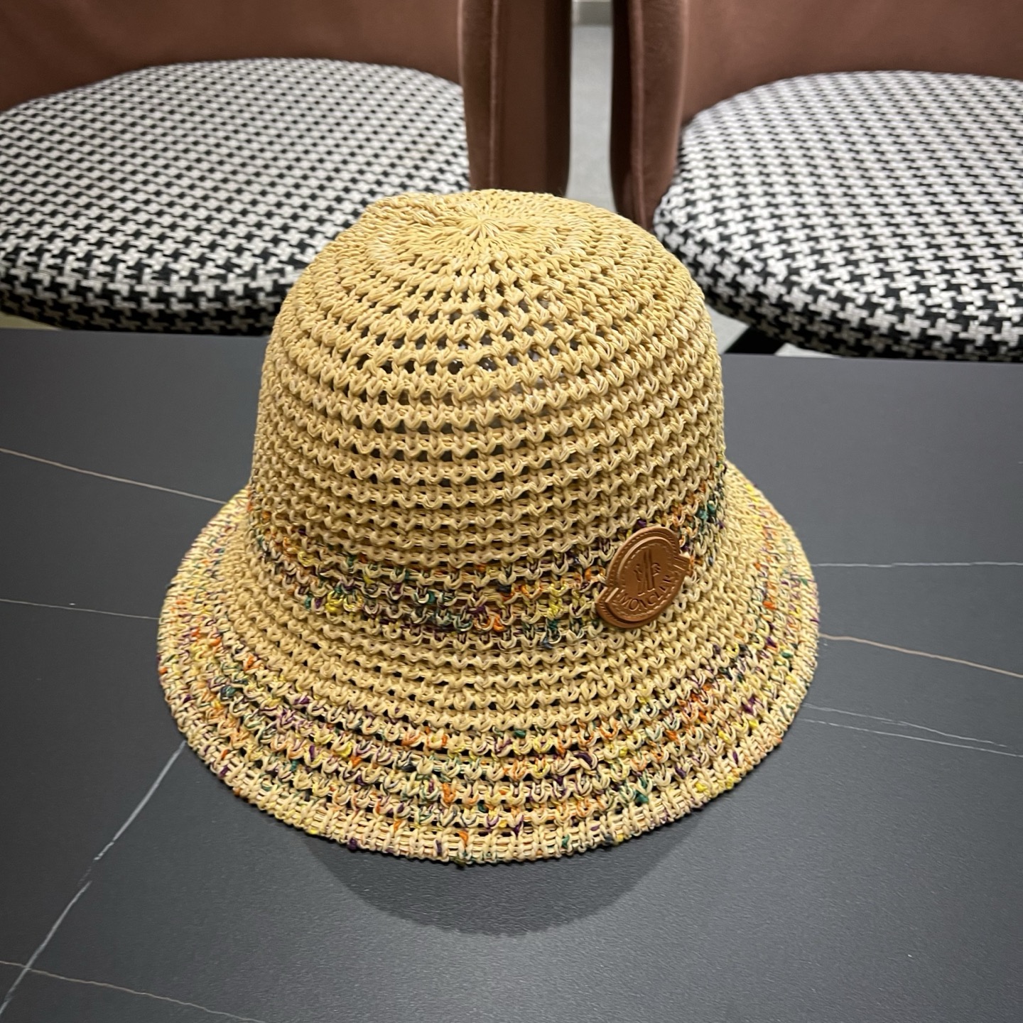 MONCLER（蒙口） 夏季针织镂空防晒遮阳渔夫帽女薄款透气彩色度假风编织草帽盆帽子