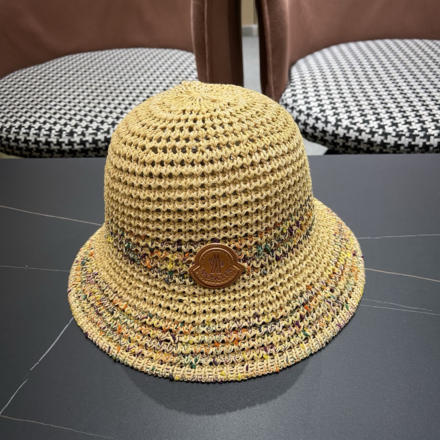 MONCLER（蒙口） 夏季针织镂空防晒遮阳渔夫帽女薄款透气彩色度假风编织草帽盆帽子