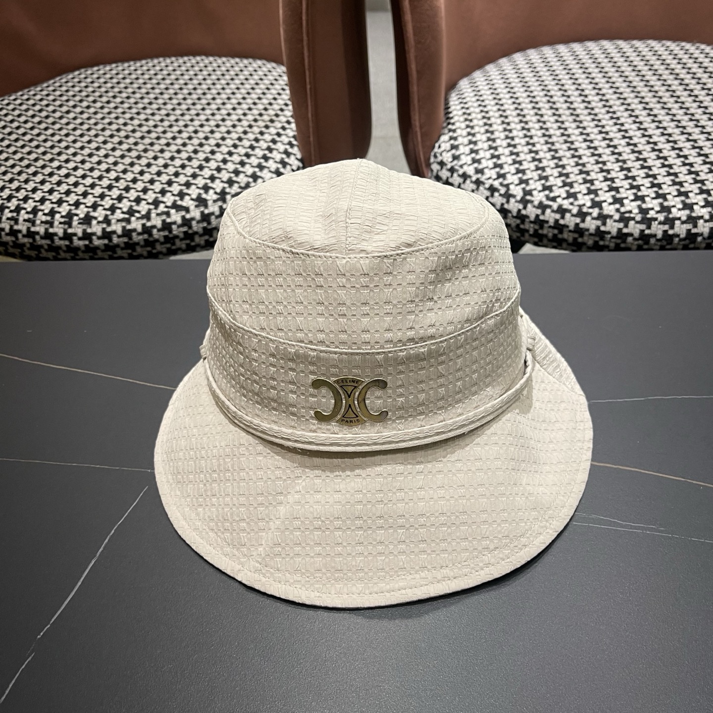 Celine 赛琳 时尚百搭蝴蝶结渔夫帽夏季2026新款户外防晒遮阳帽子大檐显脸小