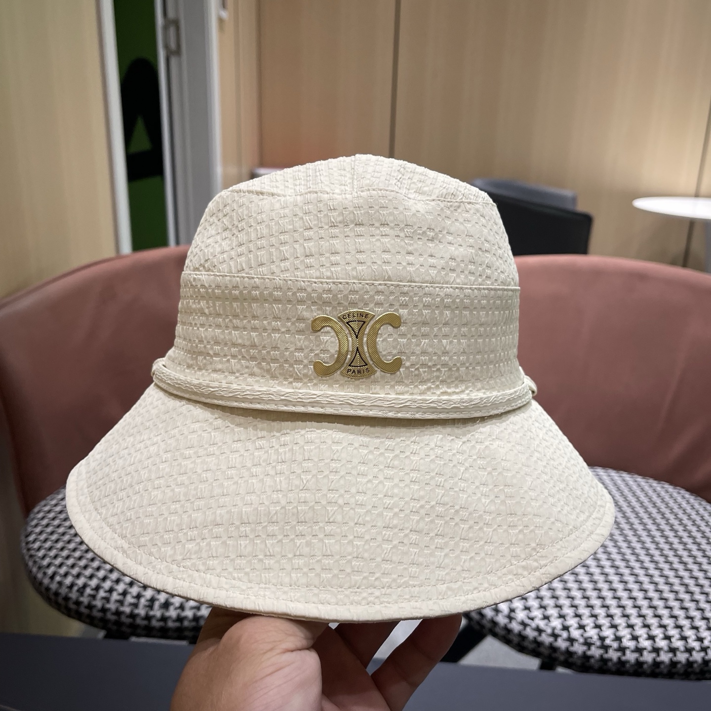Celine 赛琳 时尚百搭蝴蝶结渔夫帽夏季2026新款户外防晒遮阳帽子大檐显脸小