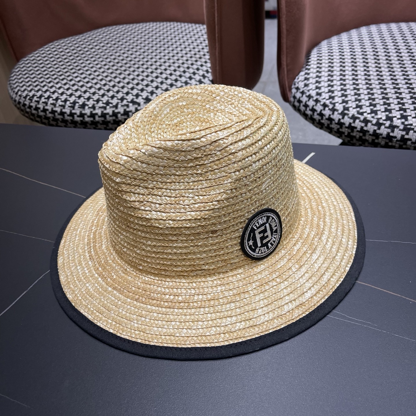 Fendi 芬迪 法式巴拿马草帽女式拍照系带海边度假大檐沙滩草编帽