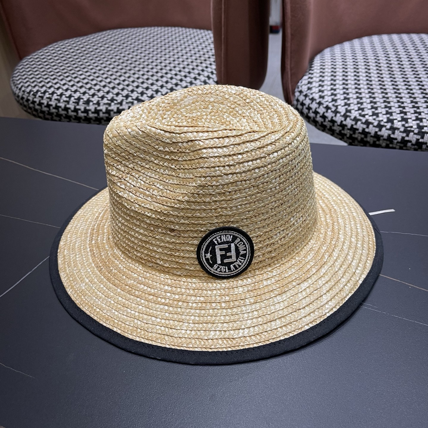 Fendi 芬迪 法式巴拿马草帽女式拍照系带海边度假大檐沙滩草编帽