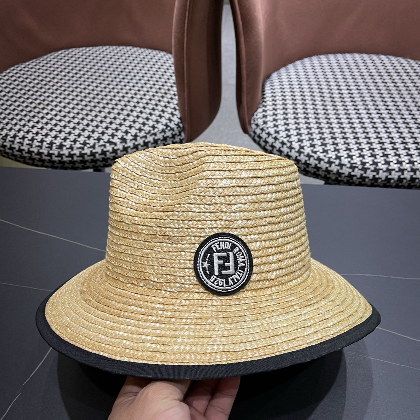 Fendi 芬迪 法式巴拿马草帽女式拍照系带海边度假大檐沙滩草编帽