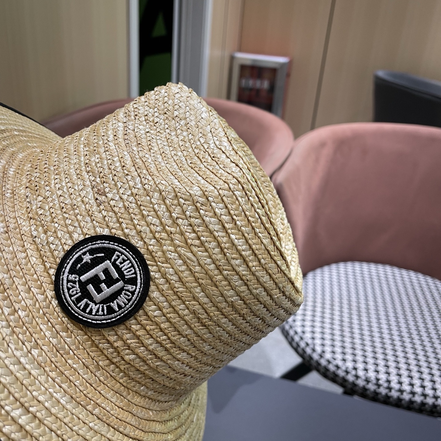 Fendi 芬迪 法式巴拿马草帽女式拍照系带海边度假大檐沙滩草编帽